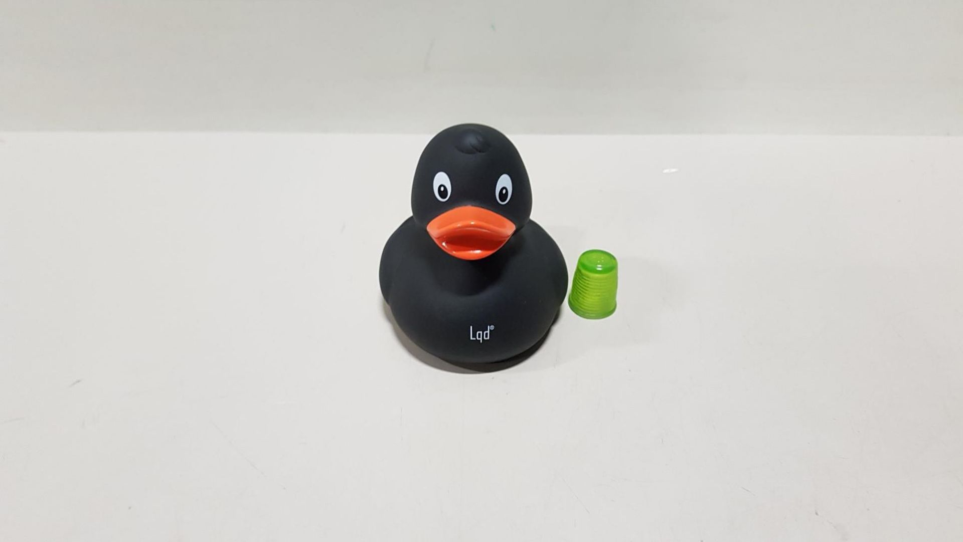 250 X BLACK & ORANGE RUBBER DUCKS - LQD MOTTIF - IN 5 CARTONS