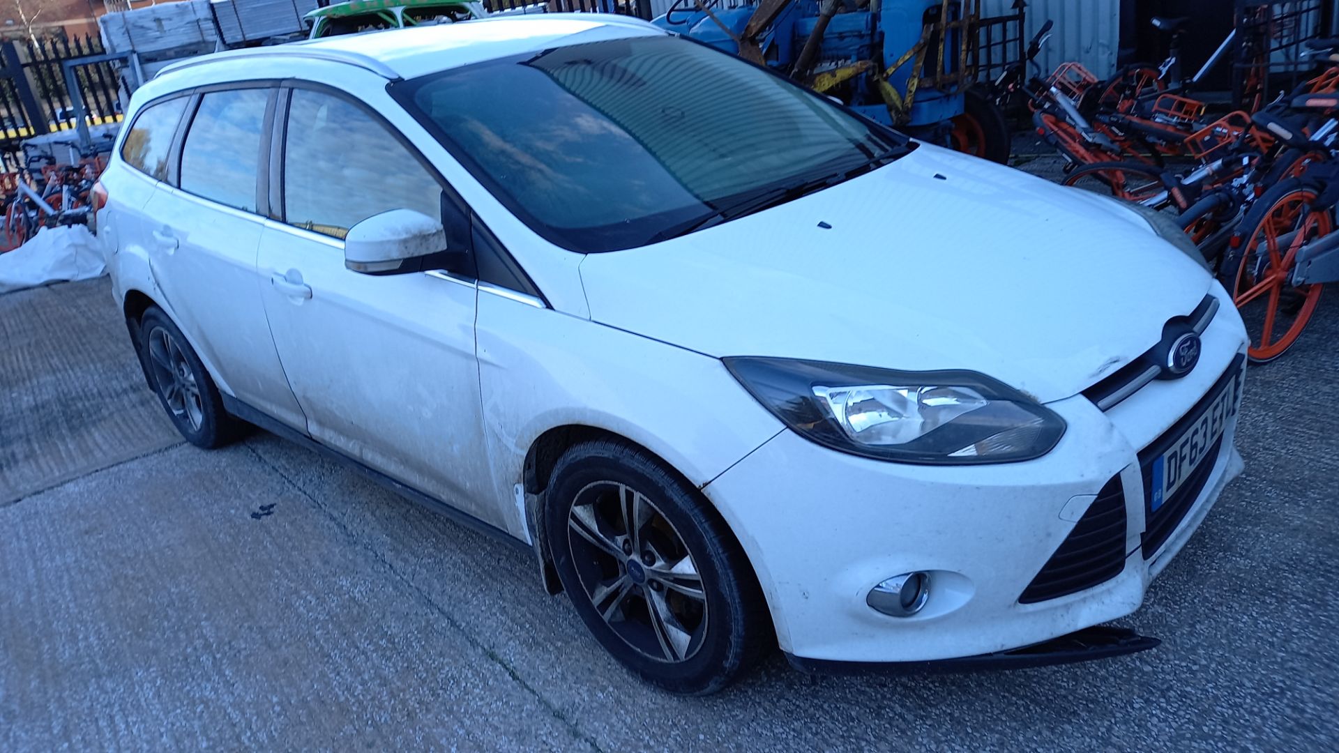 WHITE FORD FOCUS ZETEC TDCI. ( DIESEL ) Reg : DF63 ETL, Mileage : 0 Details: FIRST REGISTERED 19/