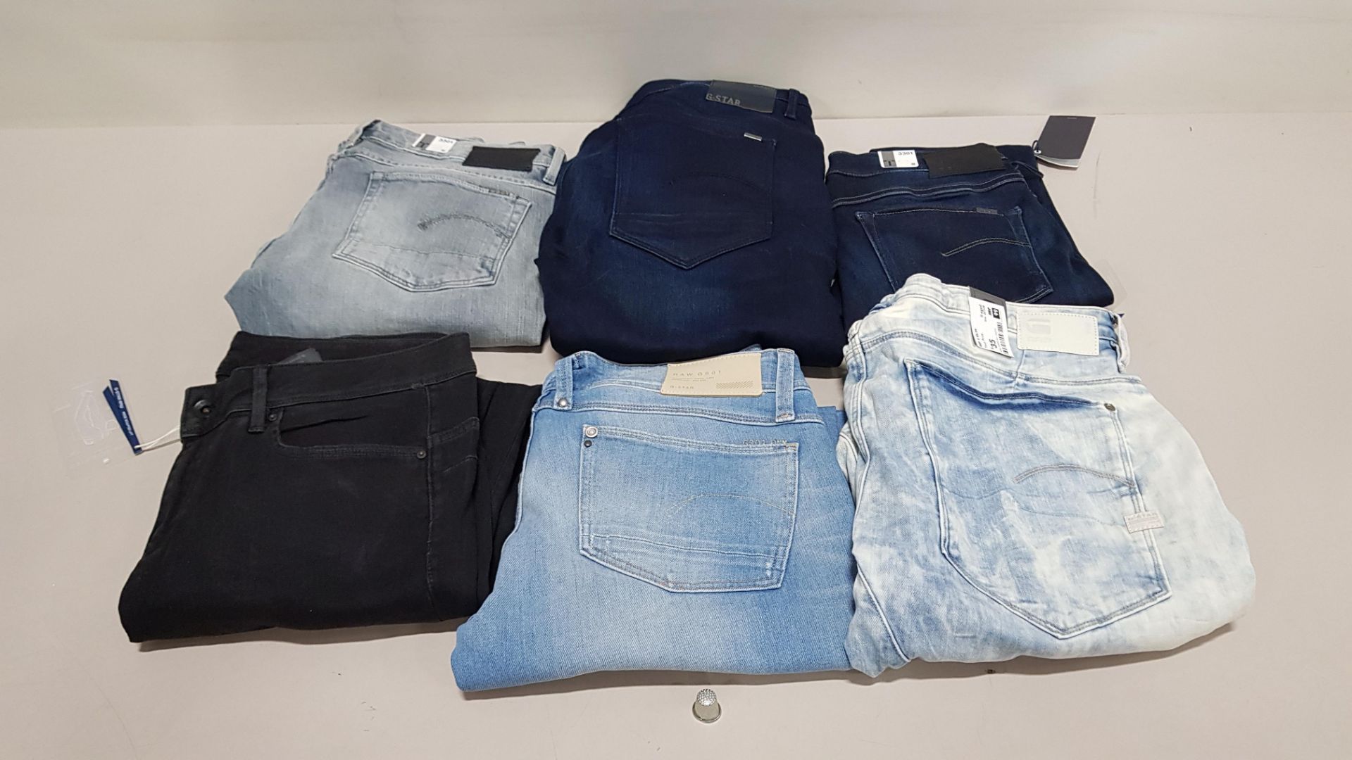 6 X PAIRS OF BRAND NEW G-STAR RAW JEANS IN VARIOUS STYLES & COLOURS IE. LIGHT BLUE, DARK BLUE,