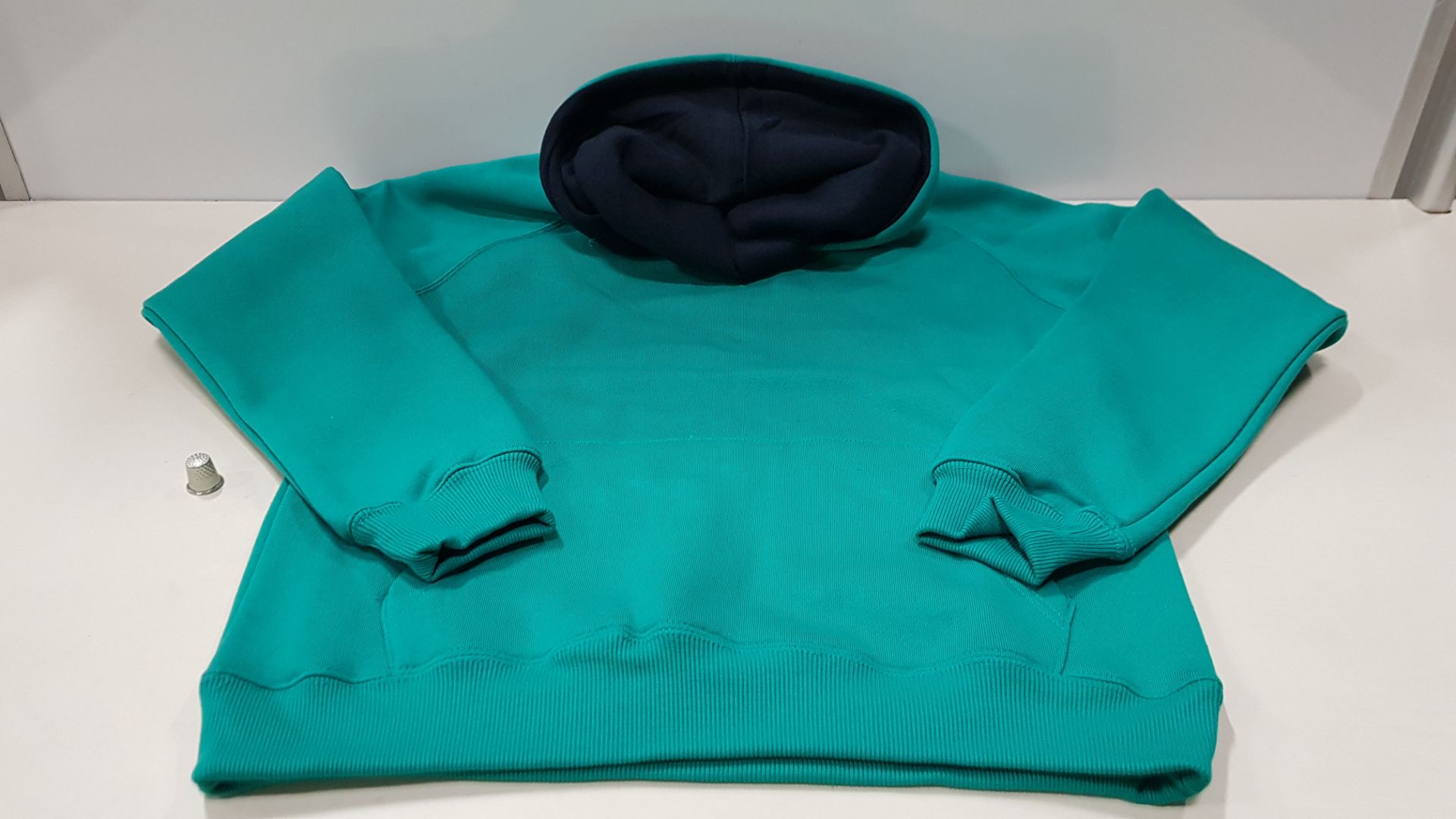 15 X BRAND NEW PAPINI TEAL/NAVY HOODIES - SIZED 11-12 YEARS