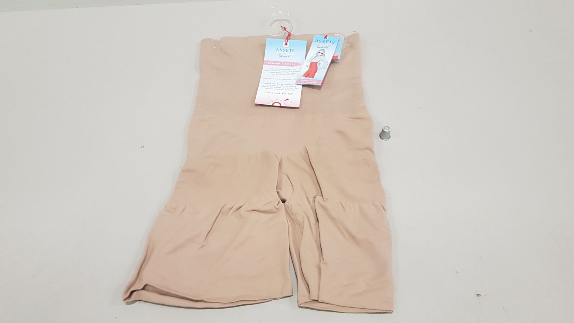 21 X BRAND NEW SPANX GIRLS SHORT SHAPERS IN NUDE SIZE 1X