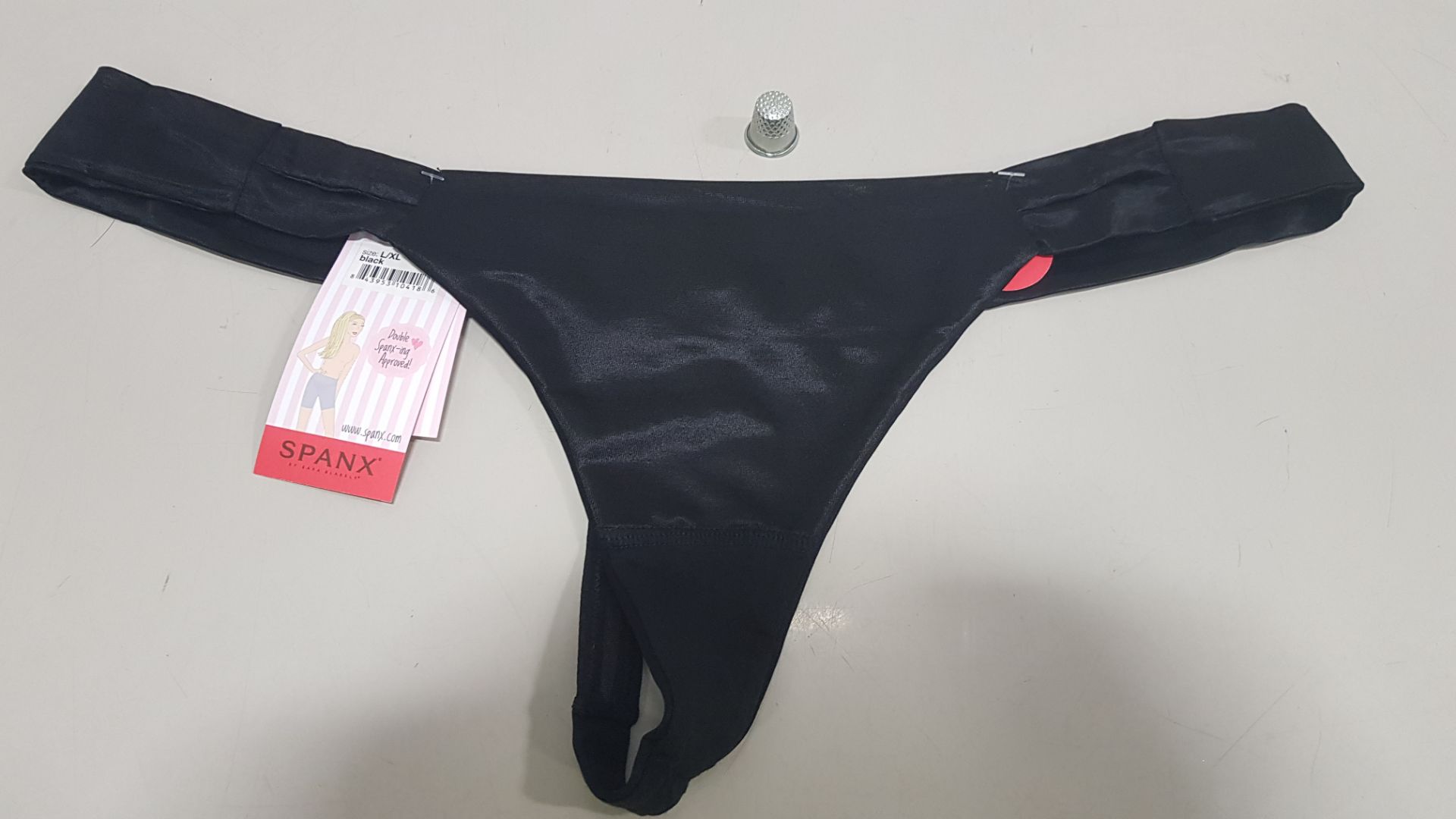 20 X BRAND NEW SPANX BLACK THONGS IN SIZE L/XL