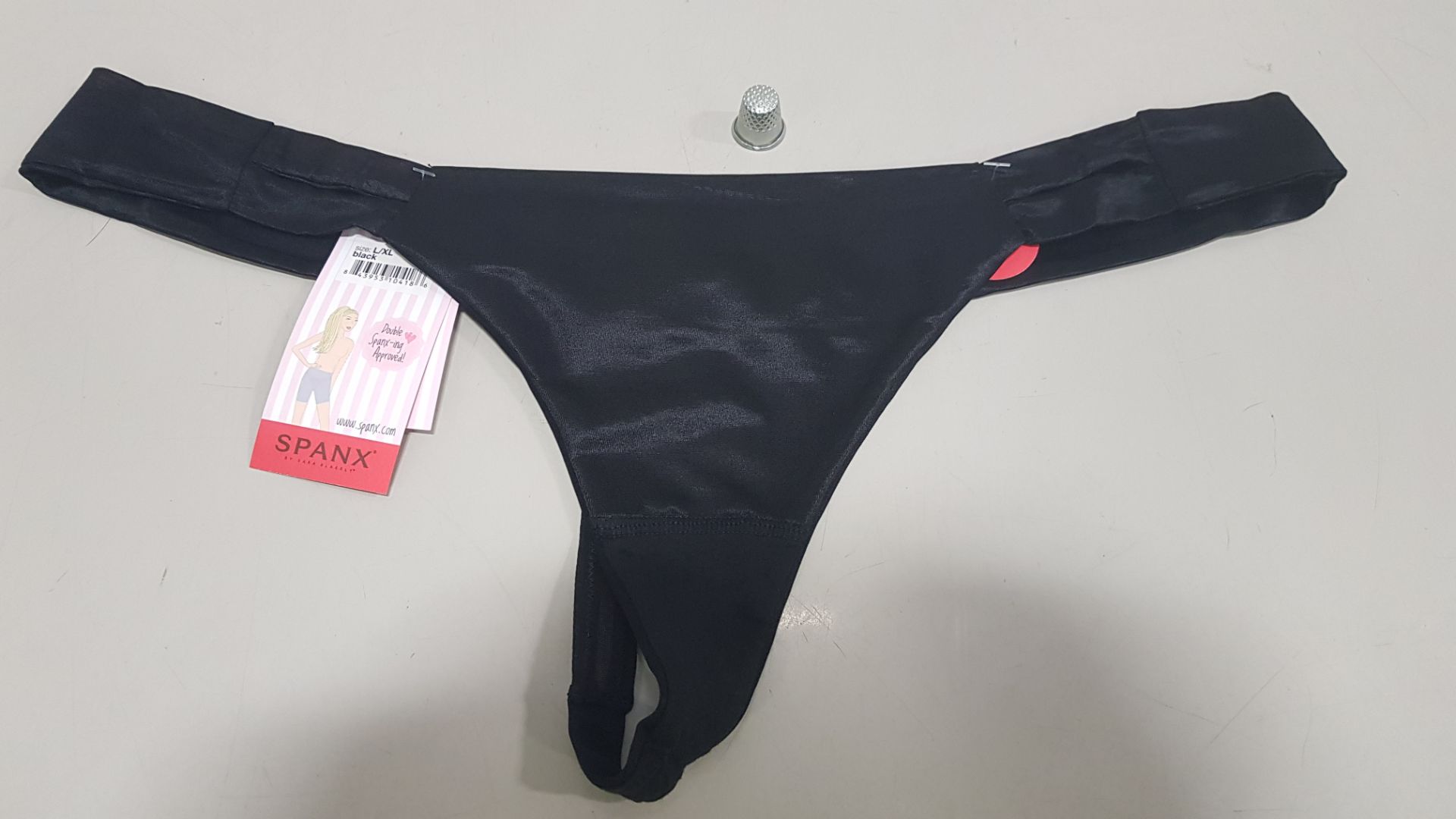 20 X BRAND NEW SPANX BLACK THONGS IN SIZE L/XL