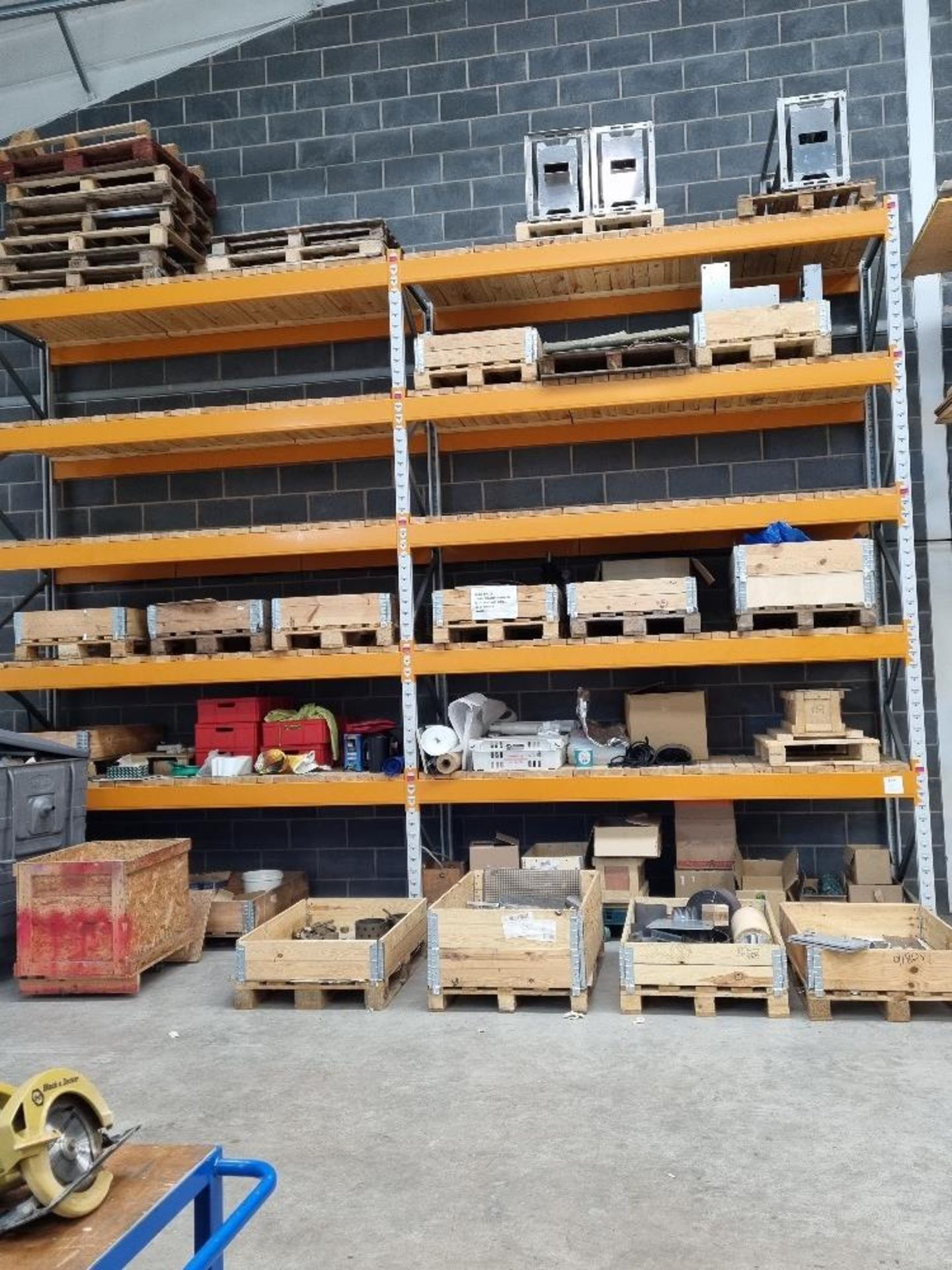 2 - bays of Apex UK16 pallet racking, 5 tier (contents not included) cross beams, 3000 x 150 x 50mm,