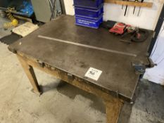 Engineers surface table (122cm x 91cm x 78cm)