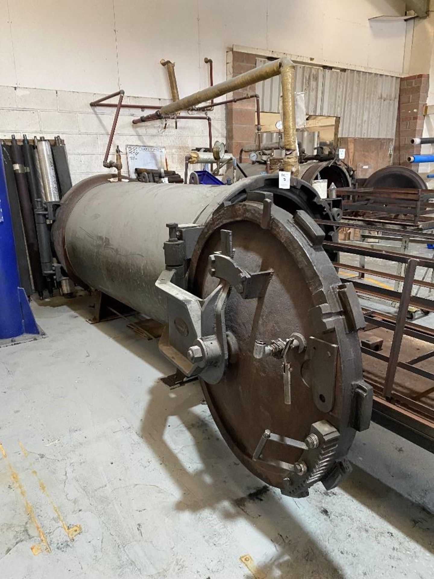 R Lord & Sons steam autoclave internal length approximately 240cm, approximate diameter 105cm, - Image 3 of 4