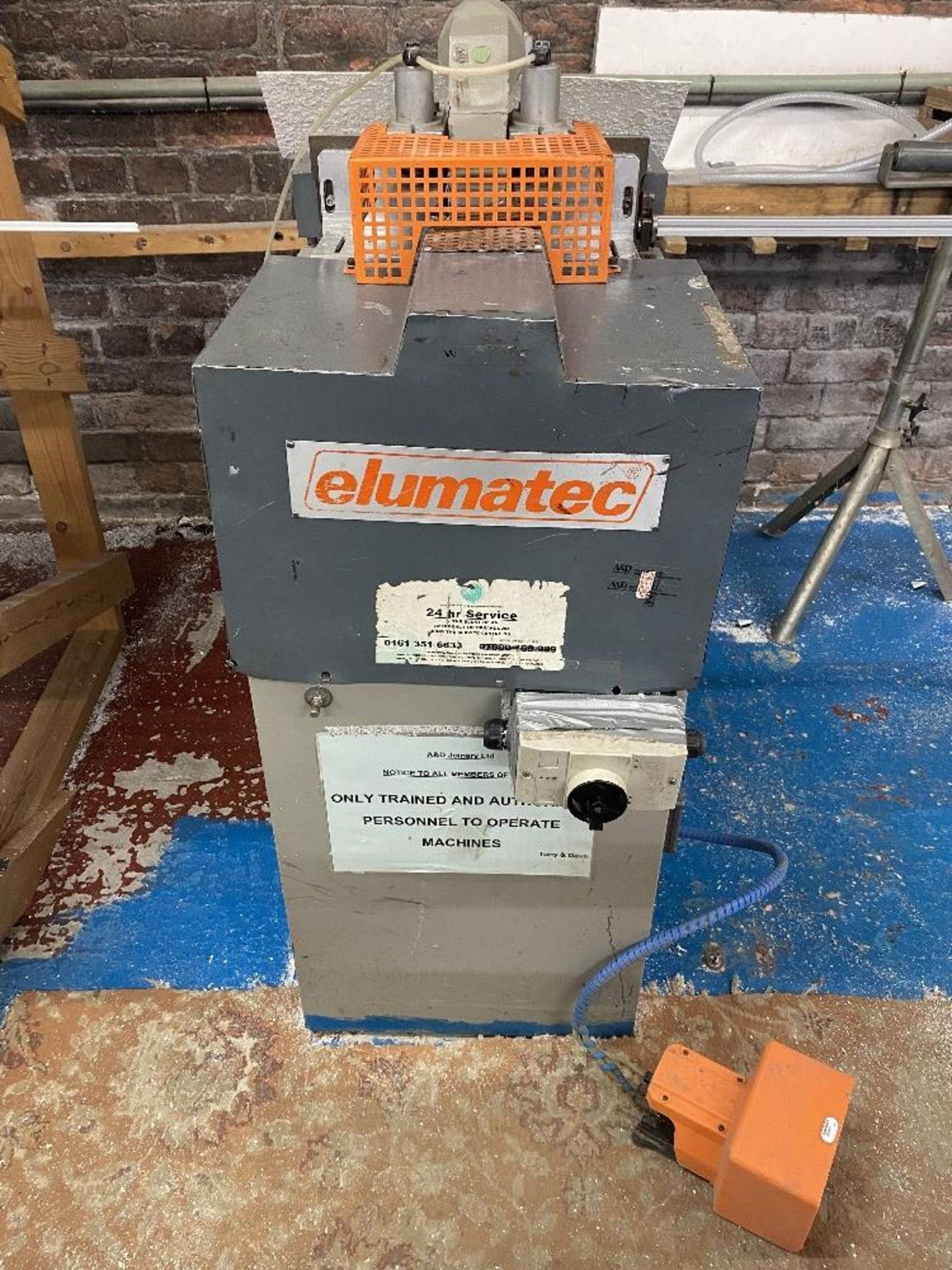 Elumatec GLS192 glazing bead saw, Year of Manufacture 1994, Machine Number 20.261 (METHOD - Image 3 of 4