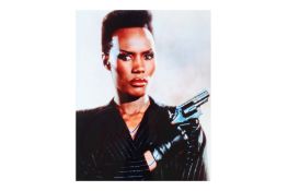 James Bond.- Grace Jones