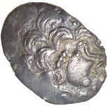 Crescents Hair. Regini. c.50-30 BC. Celtic silver unit. 13-18mm. 1.22g.