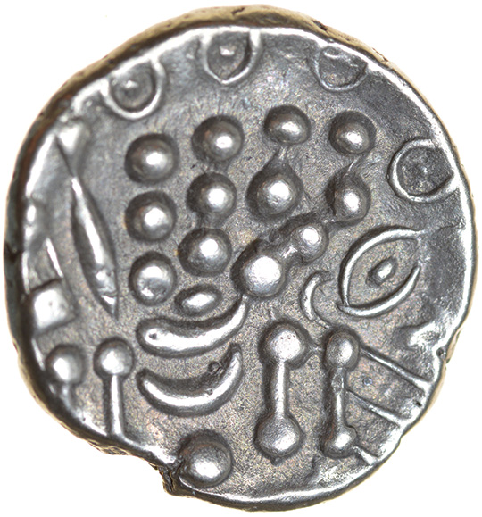 Badbury Rings. Durotriges. c.58-45 BC. Celtic silver stater. 19mm. 5.34g. - Image 2 of 2
