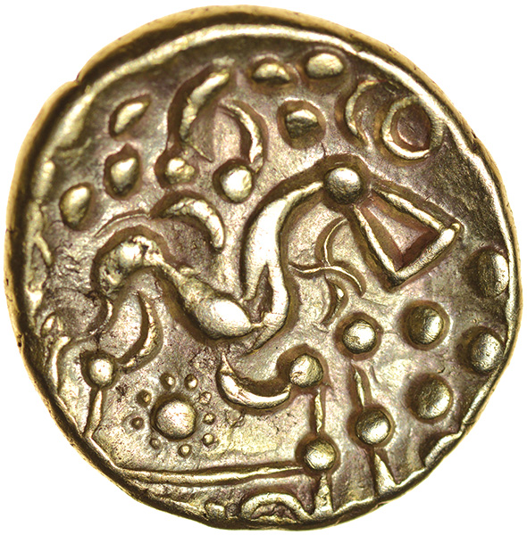 North East Coast. Right Type with Sun. Corieltauvi. c.60-50 BC. Celtic gold stater. 19mm. 5.95g. - Image 2 of 2