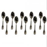 Set of silver dessert spoons 20th Century