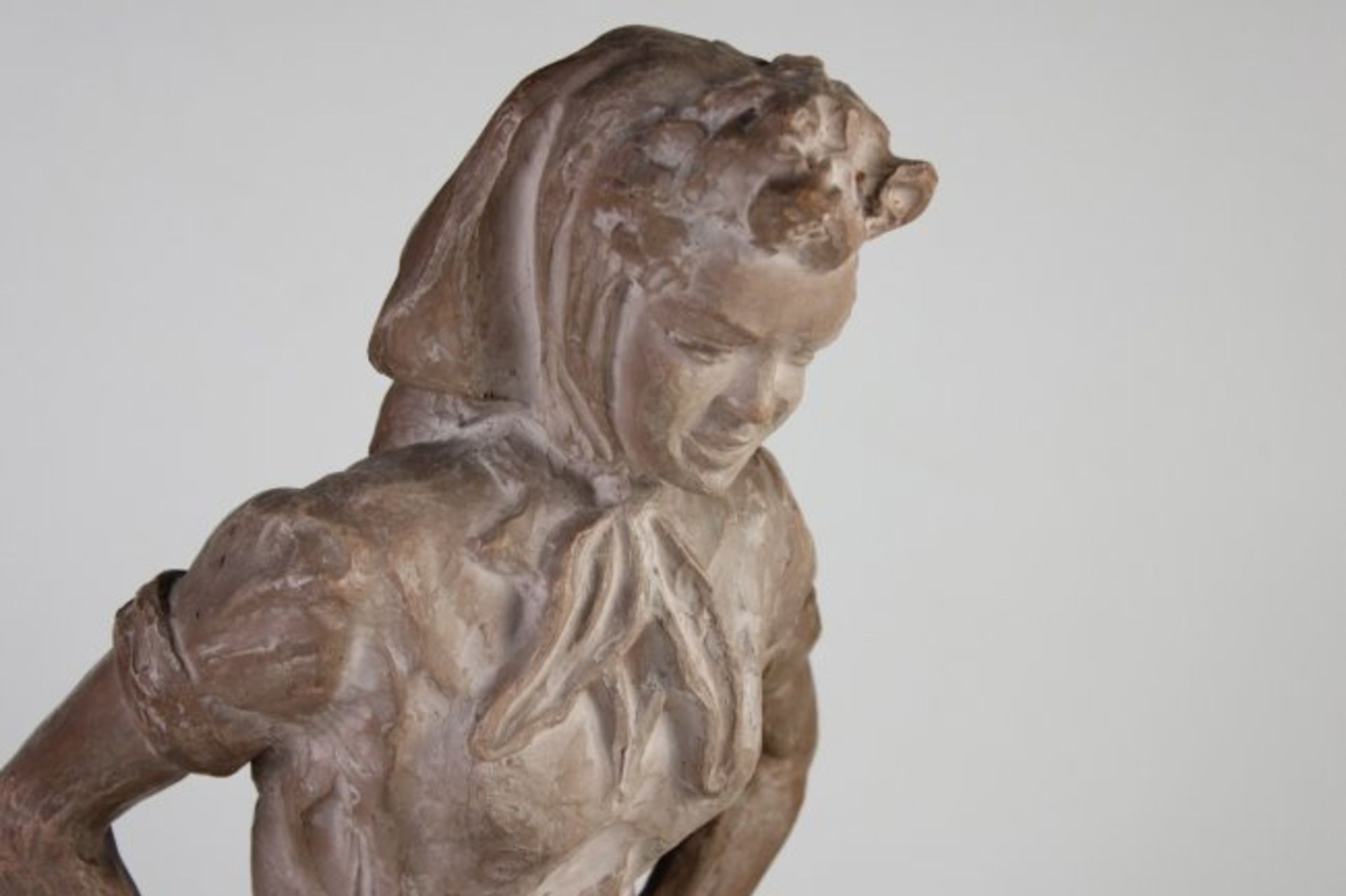 Belgian terracotta sculpture "Woman" - Image 2 of 3