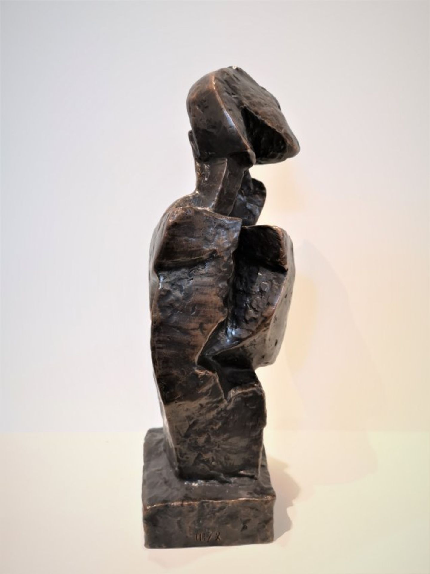 Rupintojelis, bronze sculpture, Leonas Strioga. - Image 2 of 2