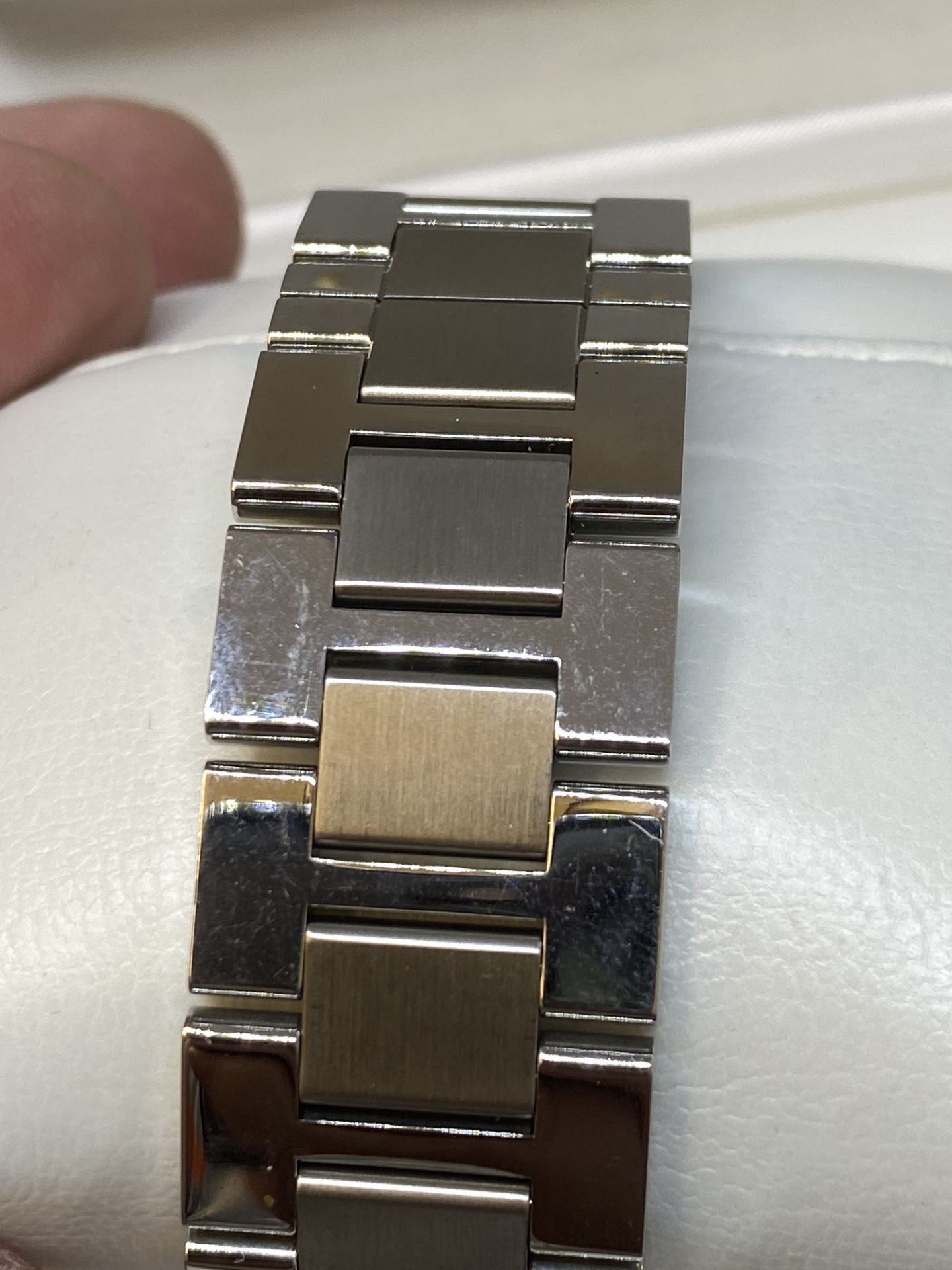 Cartier Tank Solo 3169 with Box - Image 8 of 9