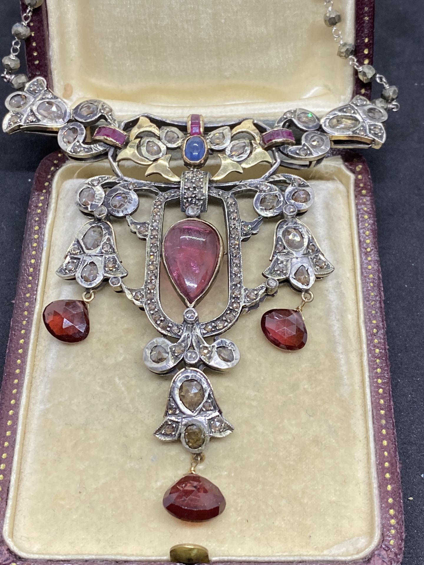RUBY, ROSE DIAMOND, GARNET & SAPPHIRE SET NECKLACE IN YELLOW & WHITE METAL TESTED AS SILVER & GOLD - Image 2 of 12