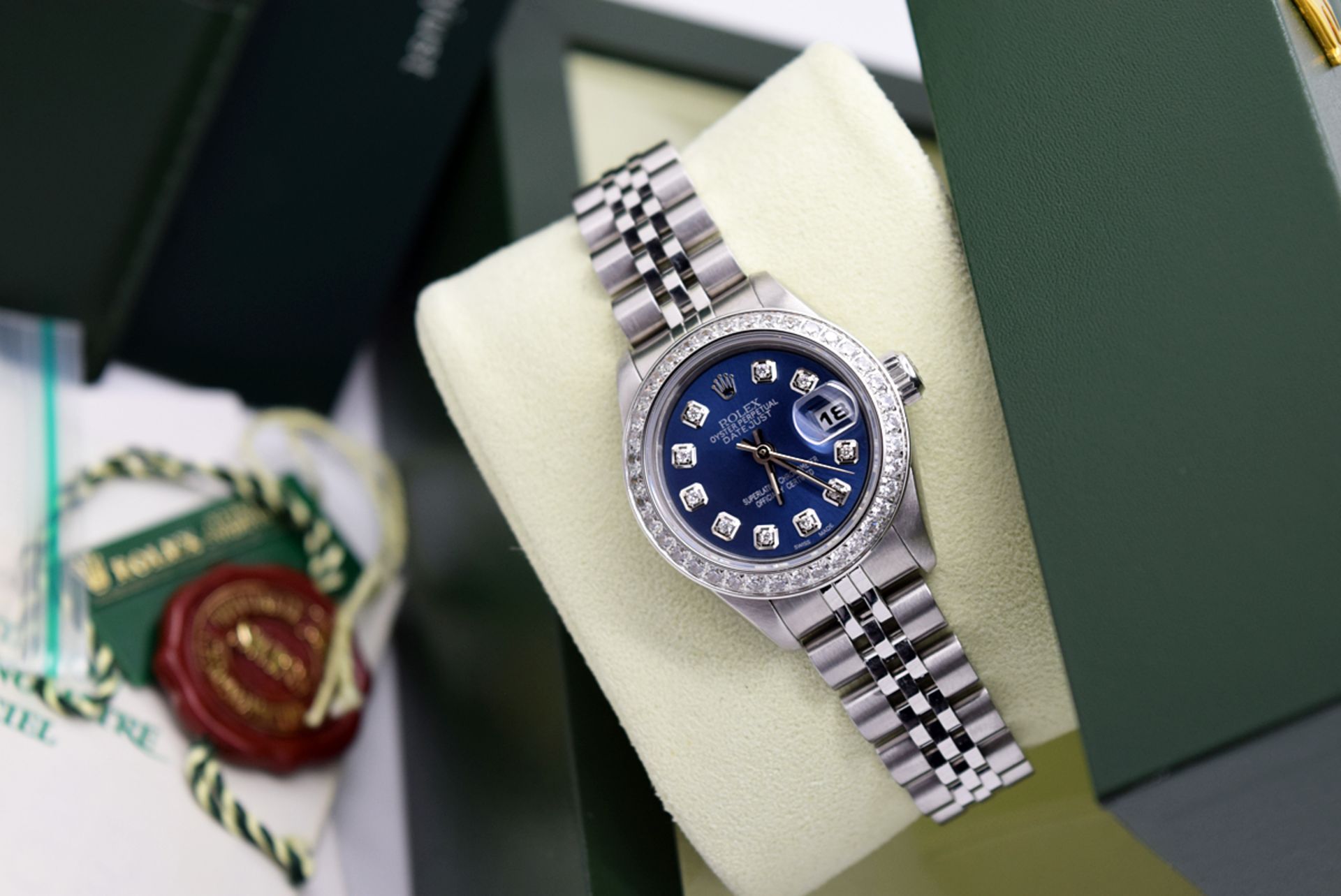 Rolex Datejust - Full Boxset and Certificate - Stainless Steel with Navy Blue Diamond Dial - Image 5 of 10