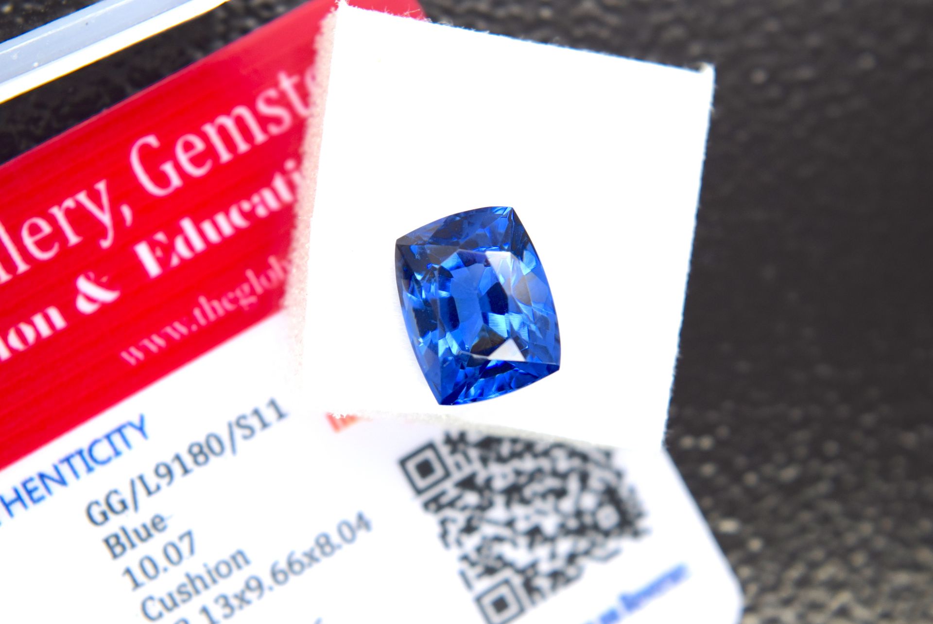 BLUE STONE WITH CARD MARKED SAPPHIRE - Image 3 of 3