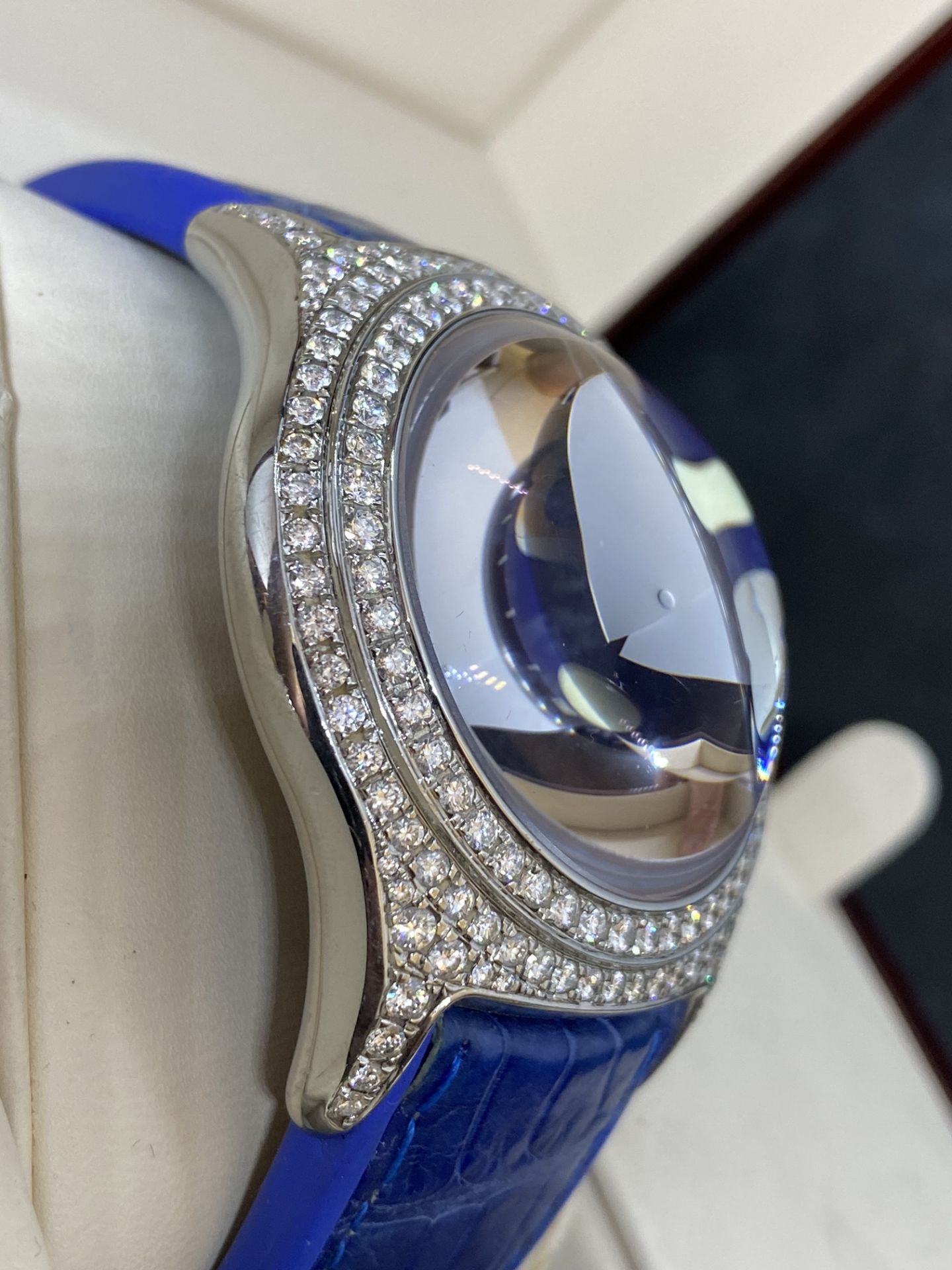 CORUM BOUTIQUE APPROX 4.50ct H-VS DIAMOND SET WATCH - Image 2 of 12