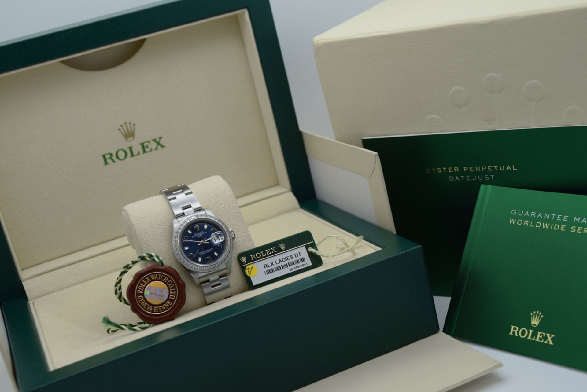 Rolex Ladies Date - 26mm - Stainless Steel with Navy Dial & Custom Bezel - Image 9 of 9