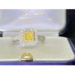 9ct WHITE GOLD WHITE & YELLOW DIAMOND CLUSTER RING - APPROX SIZE M