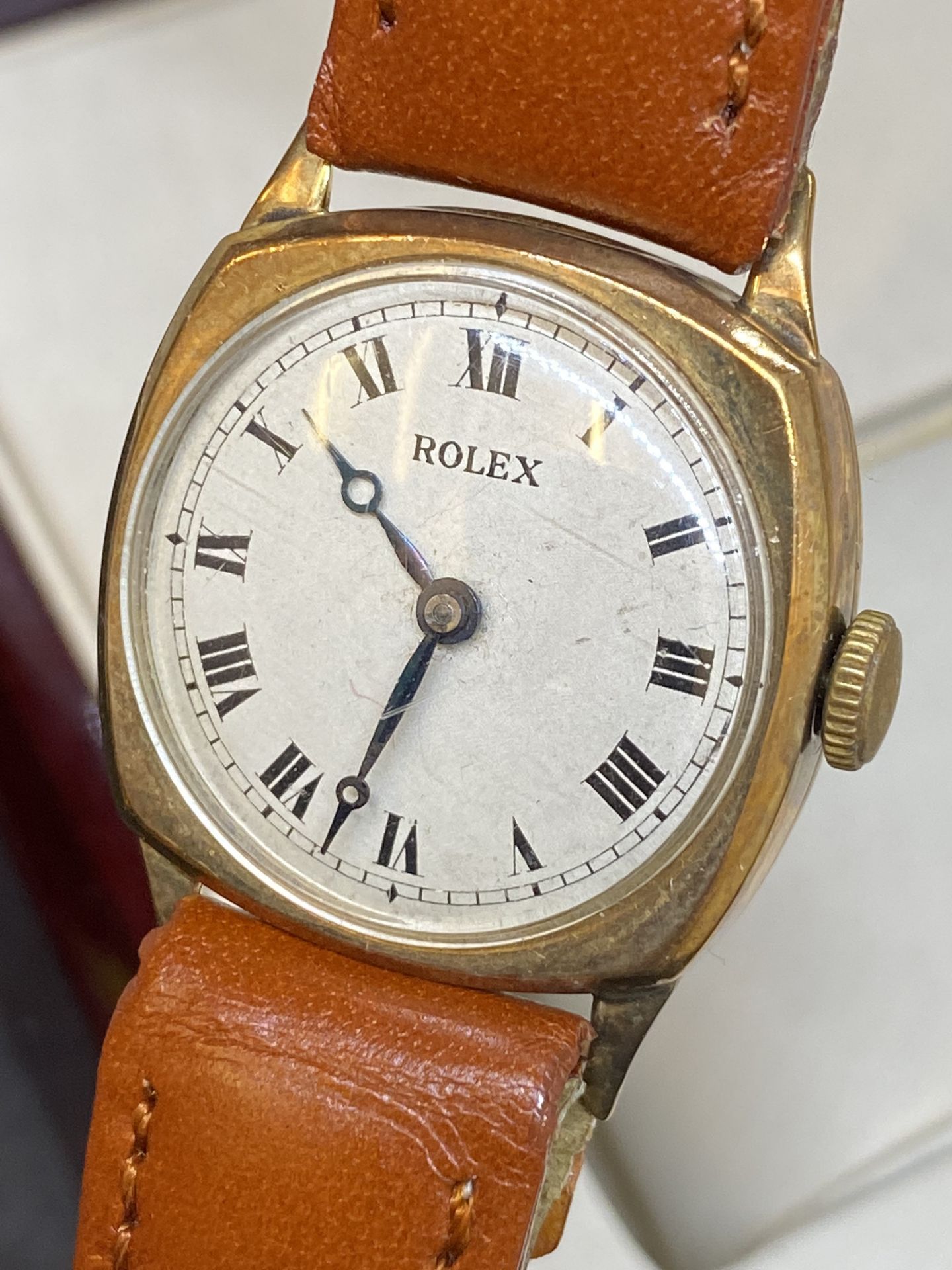 VINTAGE 9ct GOLD ROLEX WATCH - Image 6 of 11