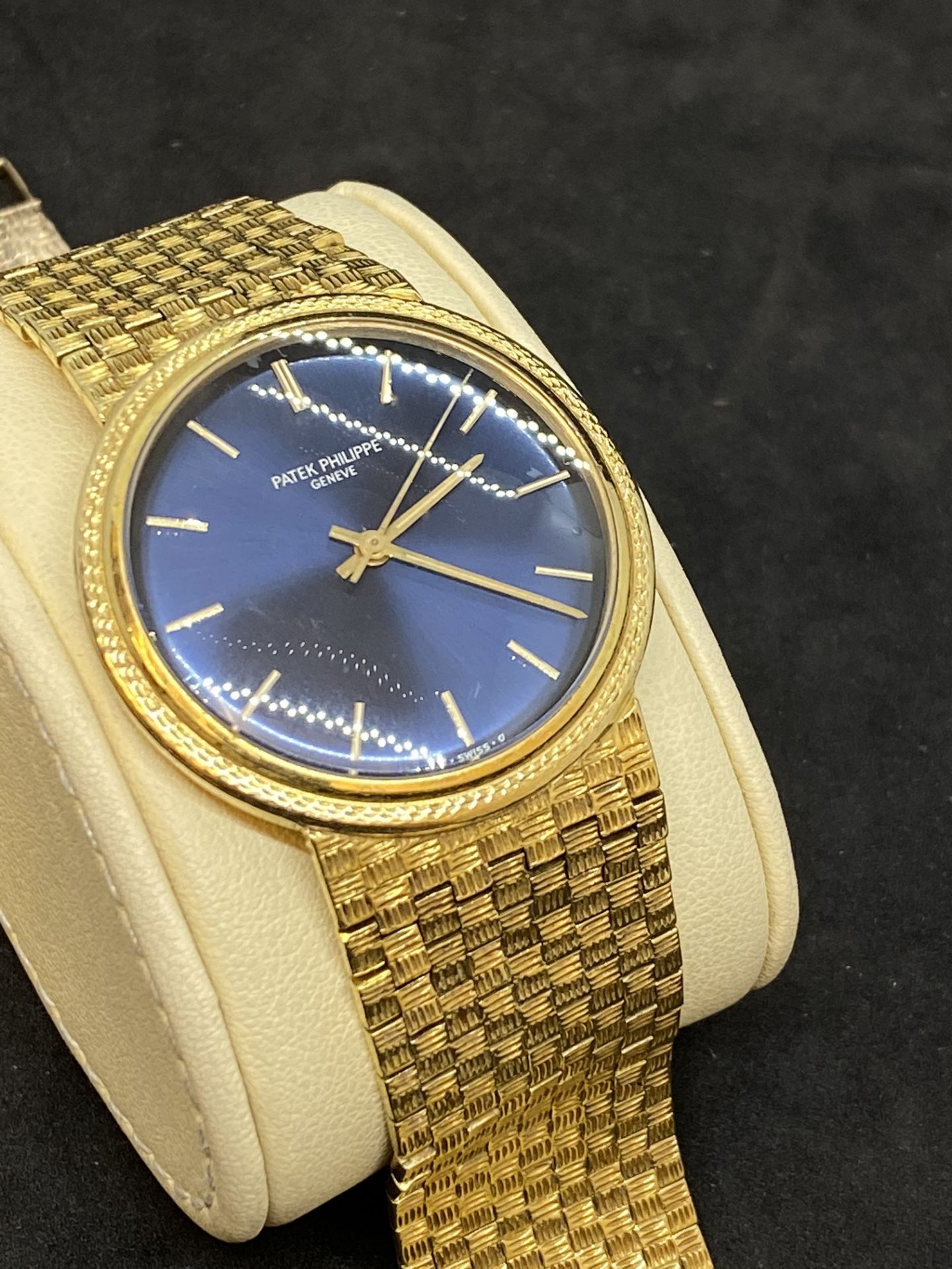 18ct GOLD PATEK PHILIPPE WATCH - 103 GRAMS - Image 2 of 9