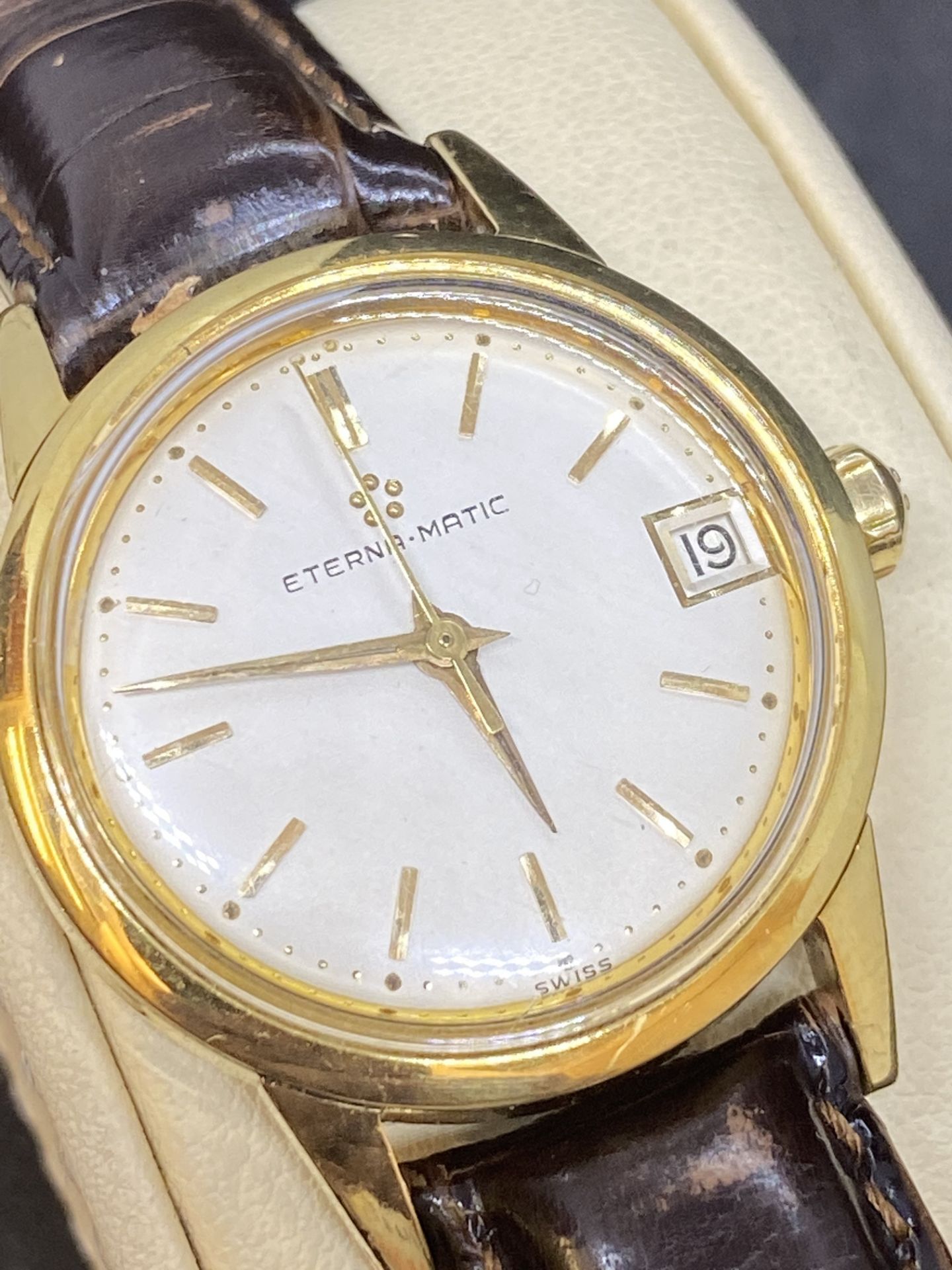 ETERNA MATIC VINTAGE 1950-60 18K GOLD WATCH - 44 GRAMS