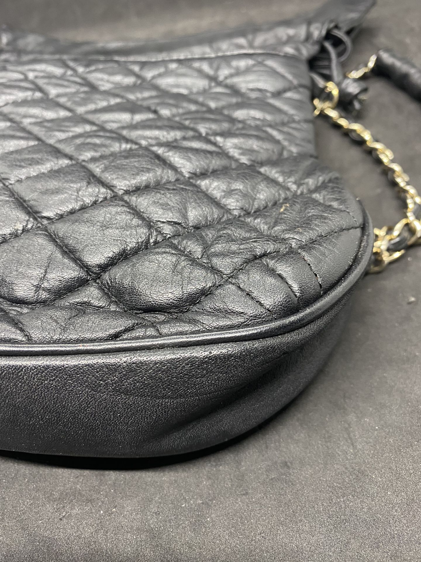 VINTAGE CHANEL HANDBAG - Image 15 of 17