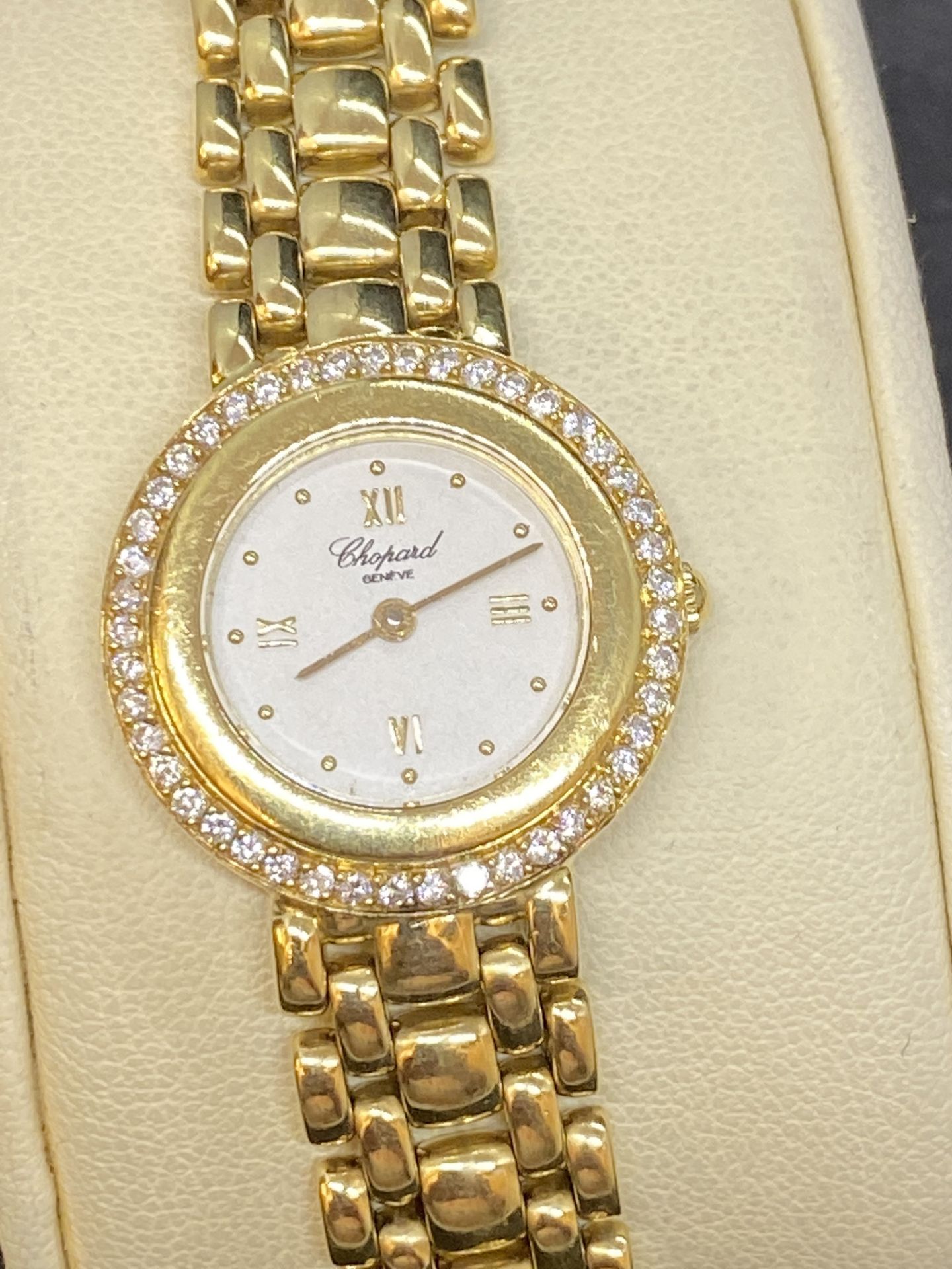 18ct GOLD & 0.70ct DIAMOND SET LADIES CHOPARD WATCH - 57 GRAMS - Image 3 of 8