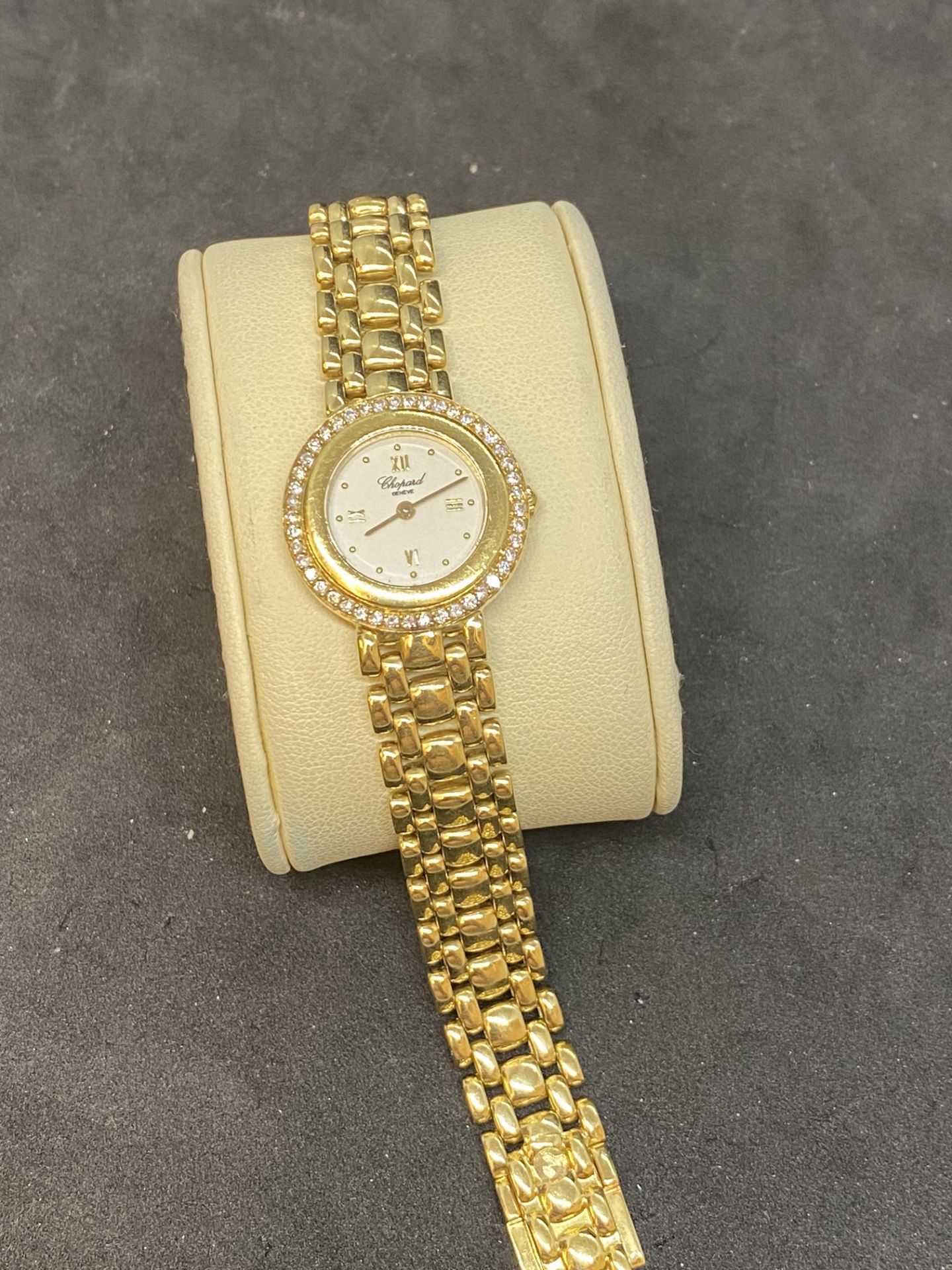 18ct GOLD & 0.70ct DIAMOND SET LADIES CHOPARD WATCH - 57 GRAMS - Image 2 of 8