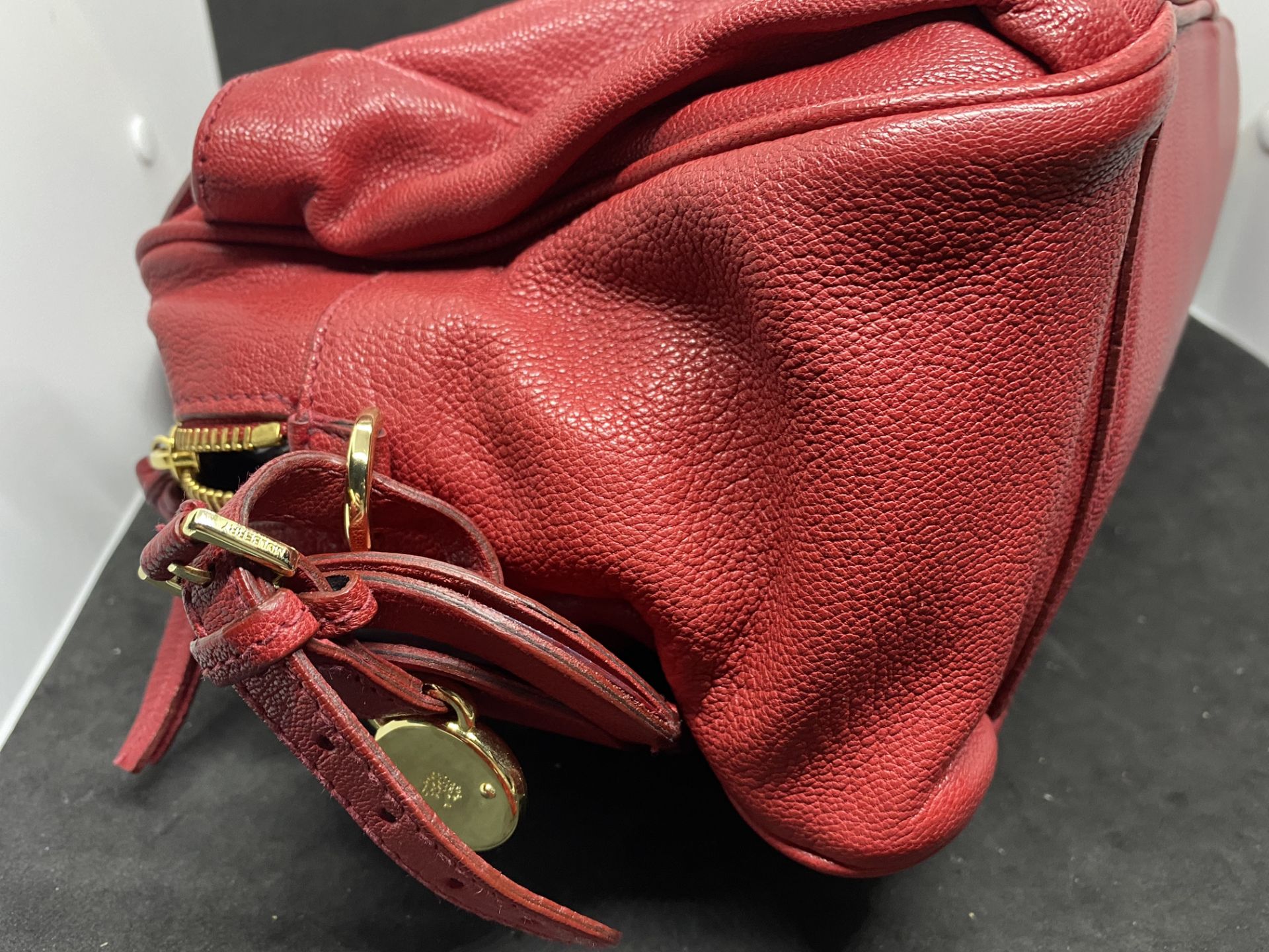 RED MULBERRY HANDBAG WITH DUSTBAG - Image 9 of 16