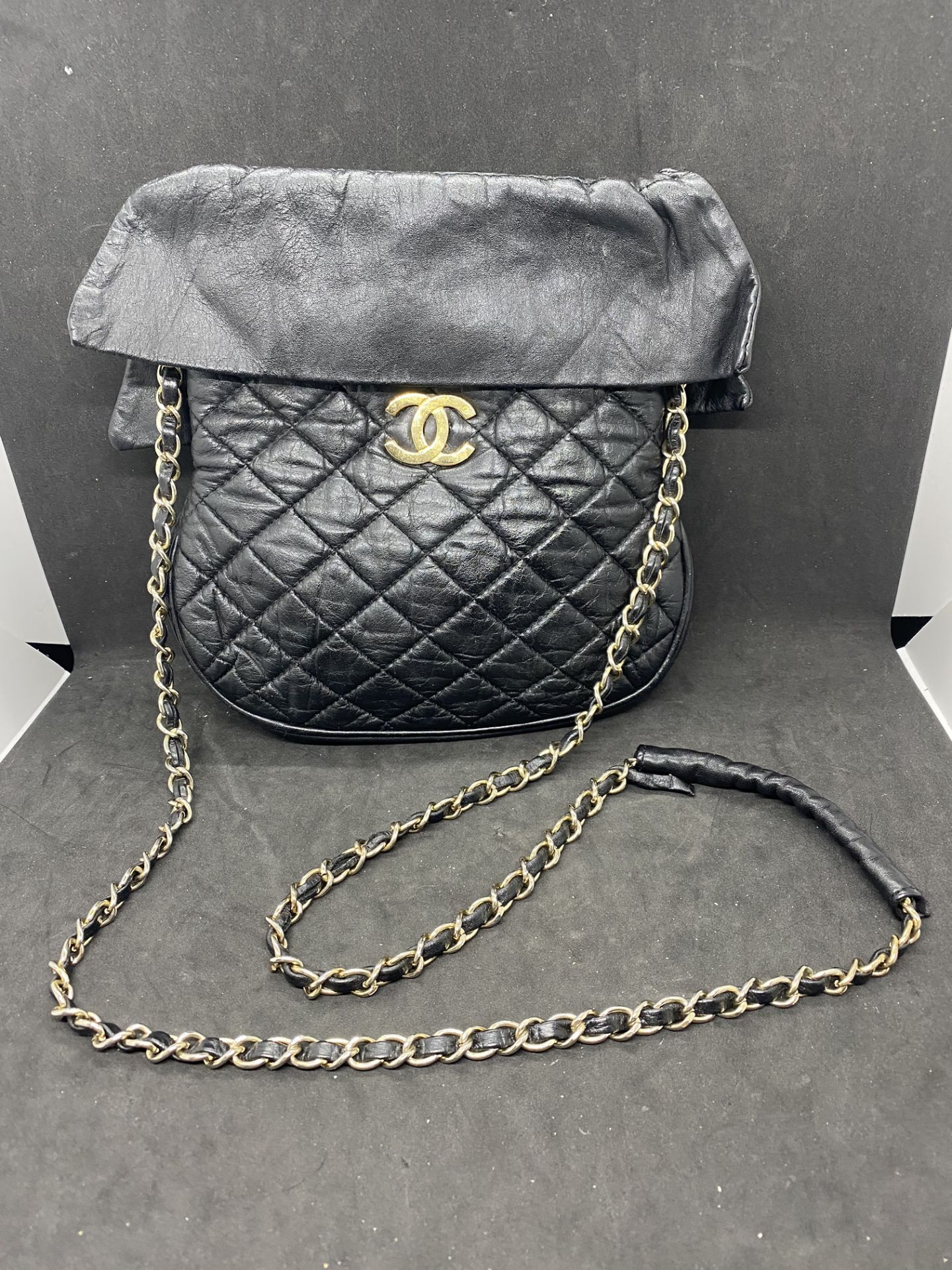 VINTAGE CHANEL HANDBAG