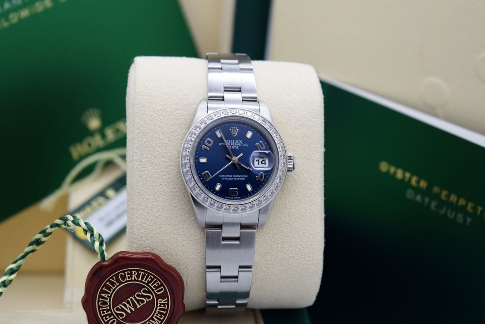 Rolex Lady Date - Ladies 26mm - Stainless Steel with Navy Dial