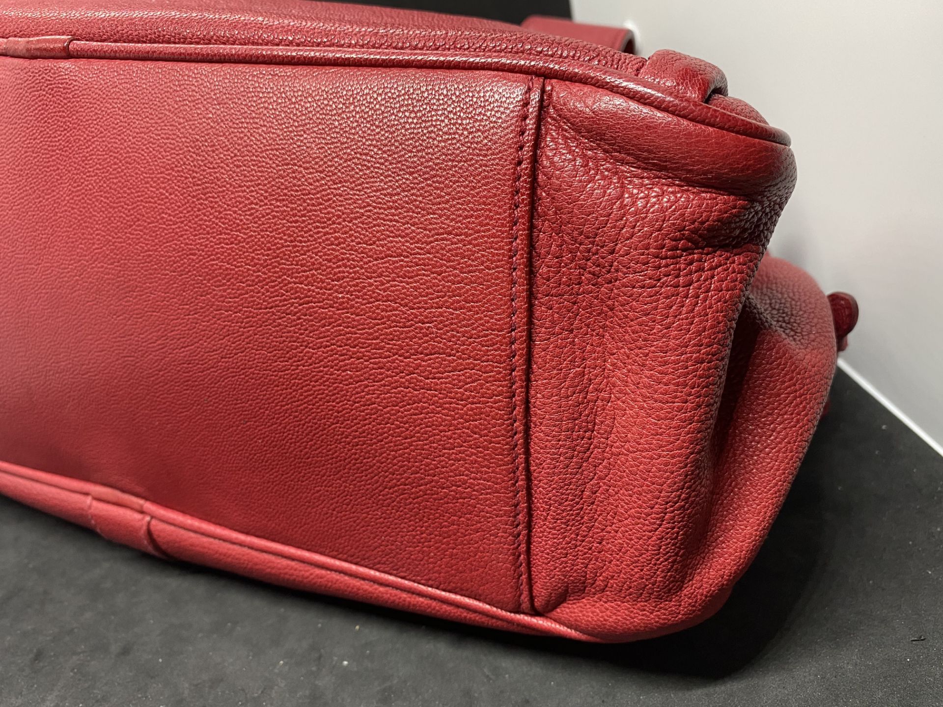 RED MULBERRY HANDBAG WITH DUSTBAG - Image 6 of 16