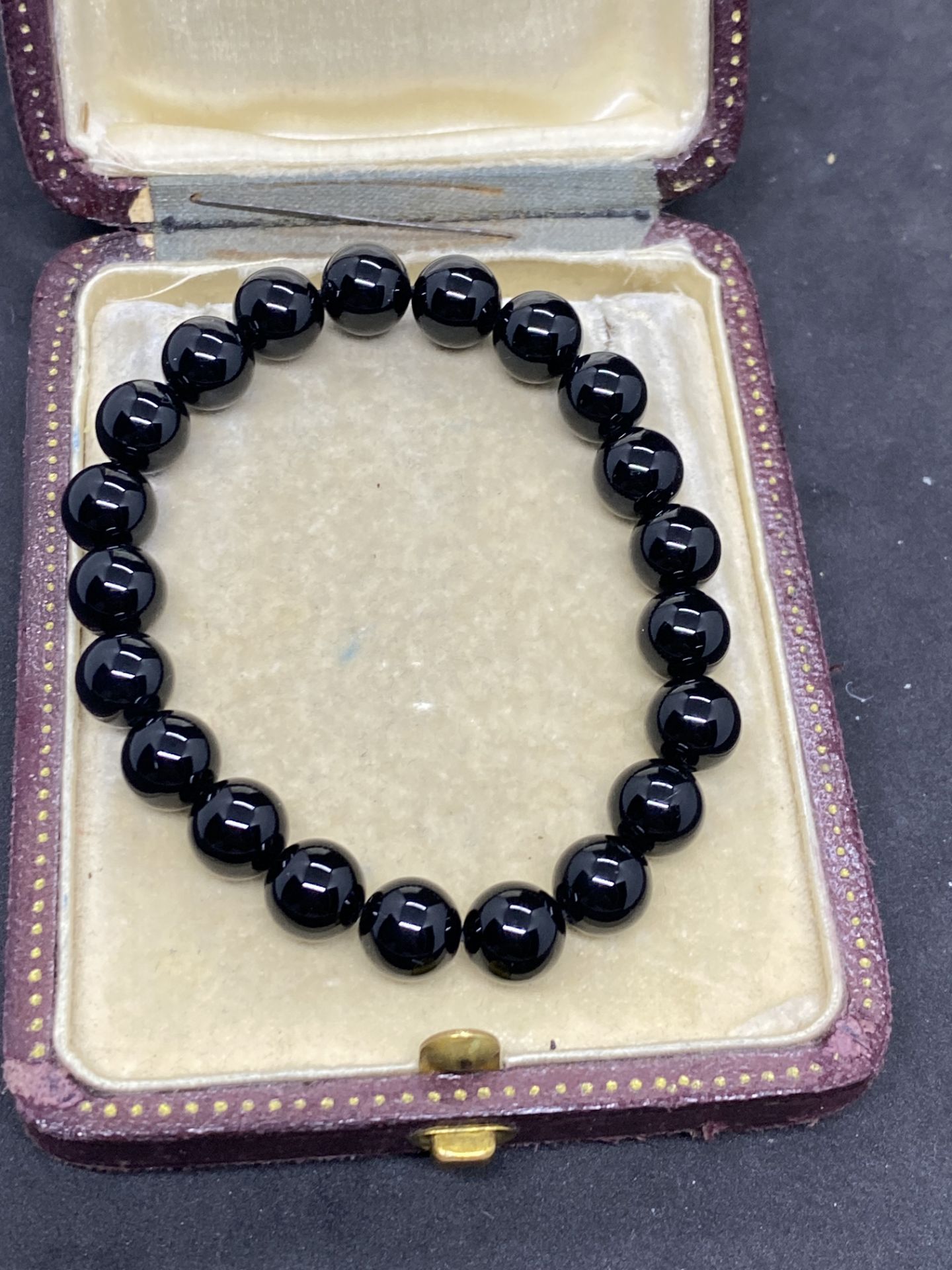 SEMI PRECIOUS STONE BRACELET