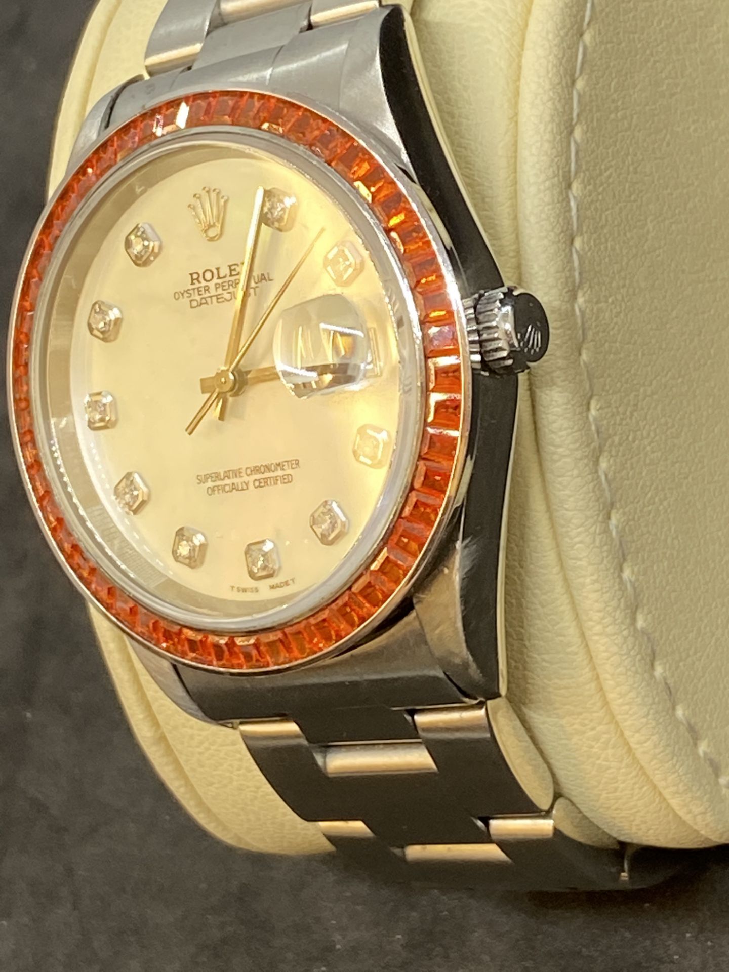 STAINLESS STEEL AUTOMATIC ROLEX WITH DIAMOND DOT DIAL & ORANGE BEZEL - Image 4 of 10
