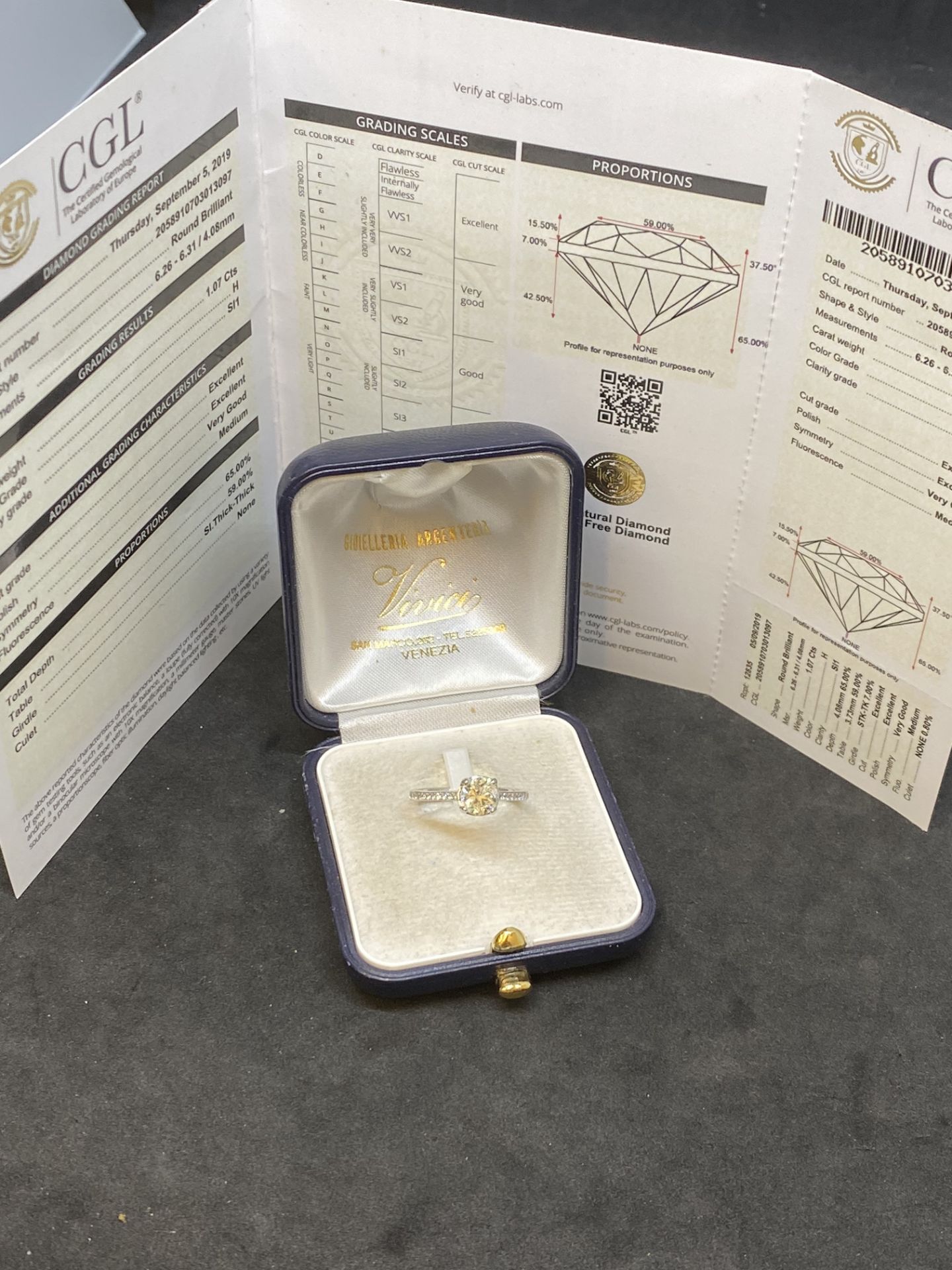 CERTIFICATED 1.07ct DIAMOND SOLITAIRE H COLOUR - SI1 18ct GOLD