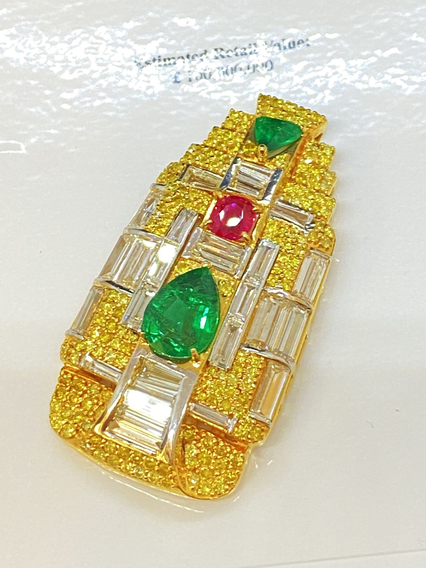 FINE DIAMOND, EMERALD & RUBY PENDANT WITH W.G.I £100,000 VALUATION - 30.9 GRAMS ** MUST SEE ** - Image 7 of 25