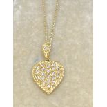 18ct GOLD DIAMOND HEART PENDANT & CHAIN