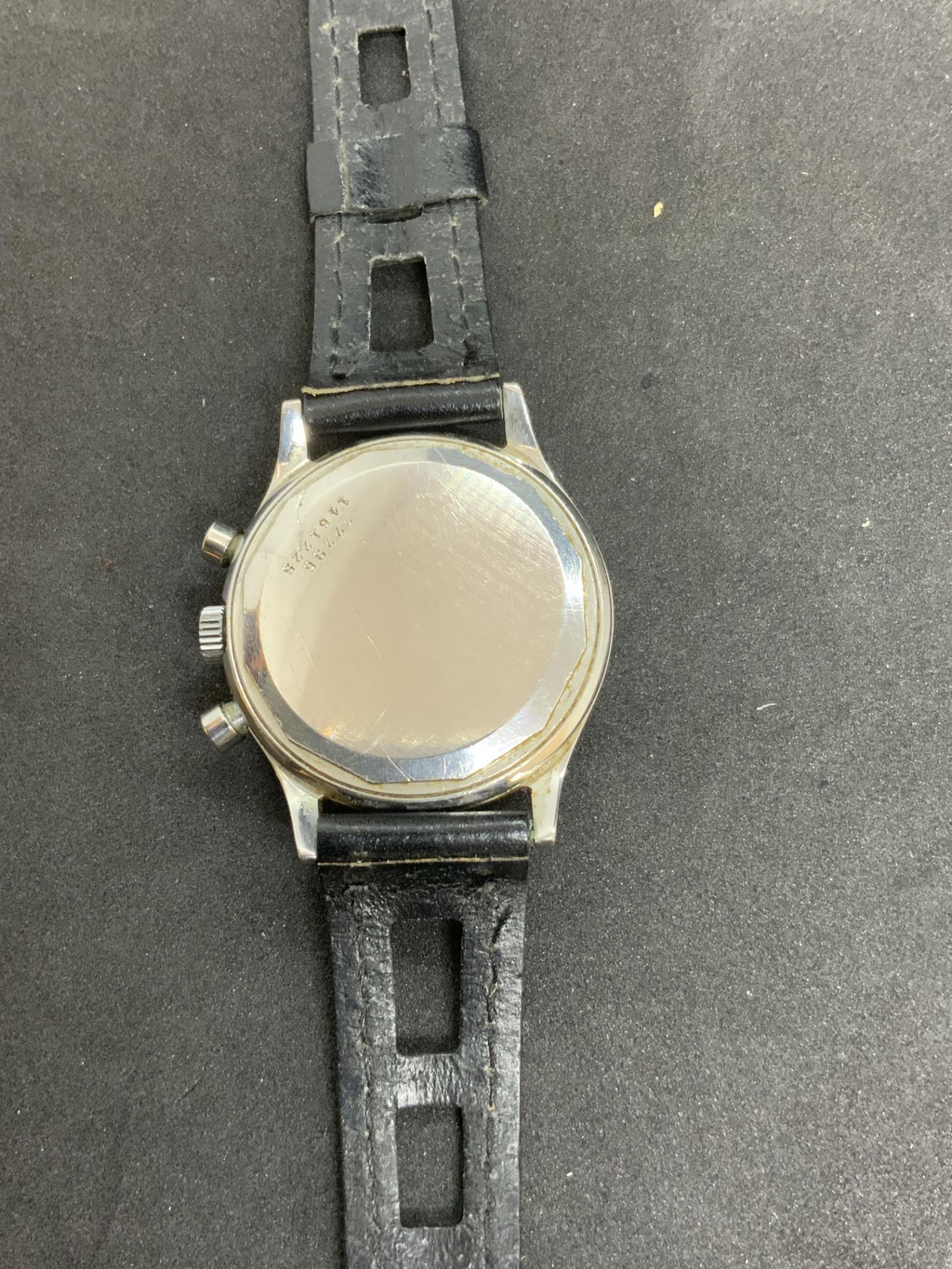 VINTAGE UNIVERSAL GENEVE UNI COMPAX SCREW BACK WATCH - Image 2 of 4