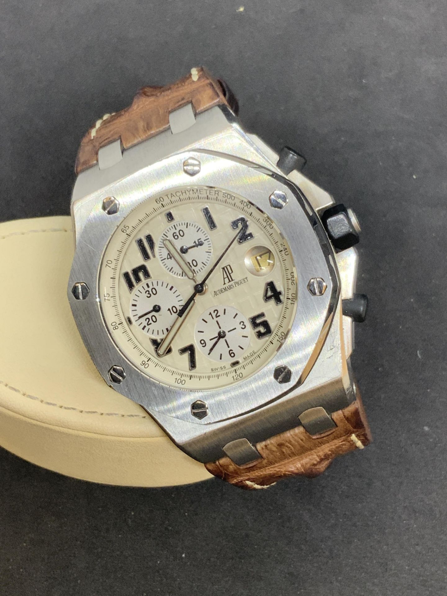 AUDEMARS PIGUET ROYAL OAK OFFSHORE WATCH - Image 5 of 9