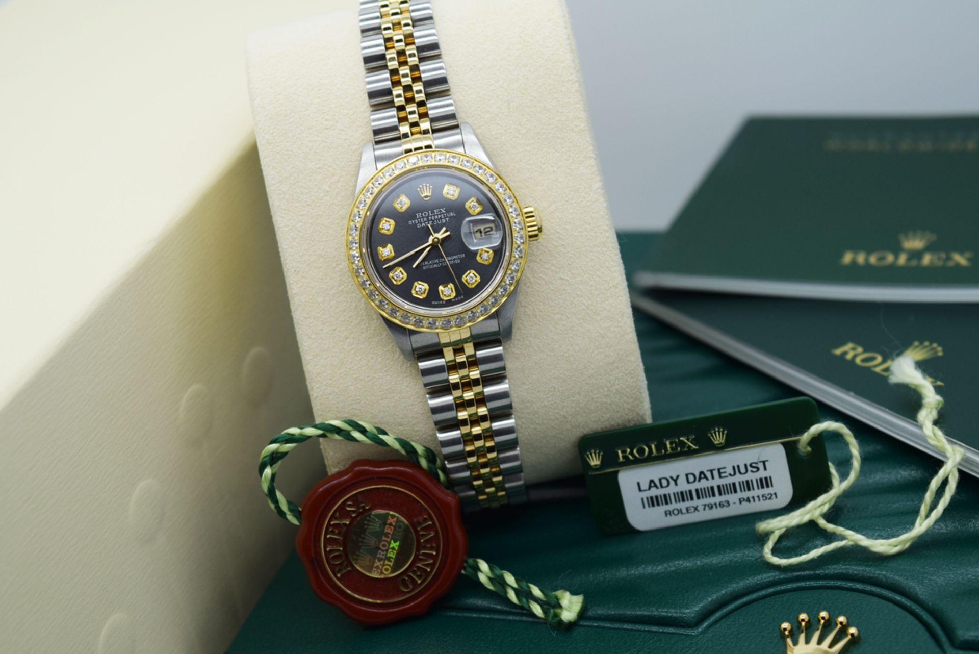 Rolex Lady Datejust - 18k Gold & Stainless Steel with Grey Diamond Dial! Service Receipts etc.! - Image 12 of 12