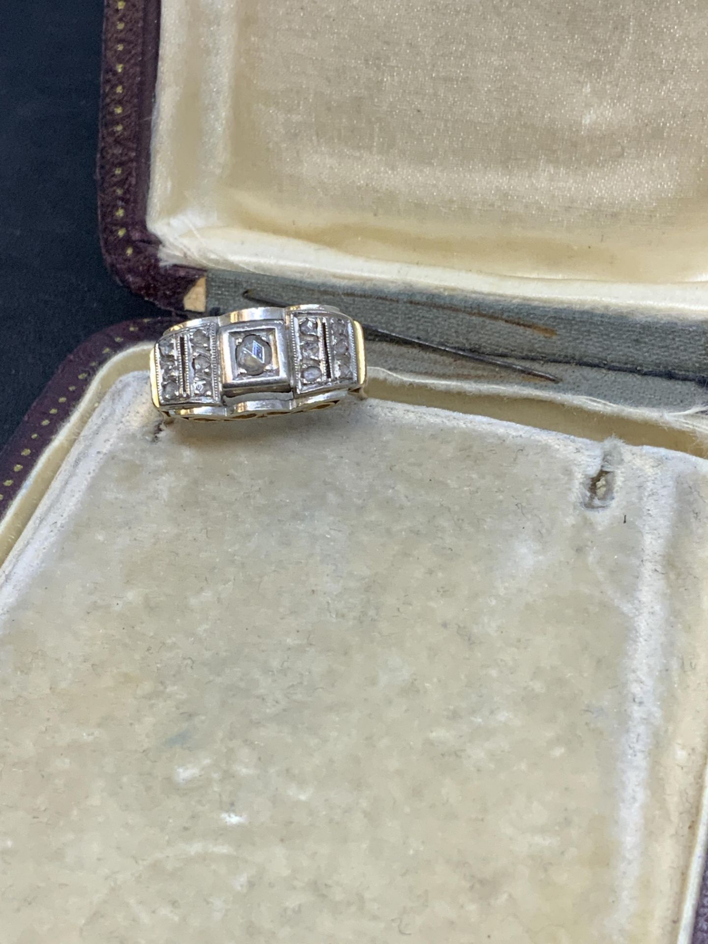 ANTIQUE 18ct GOLD DIAMOND RING - 5 GRAMS - Image 3 of 7