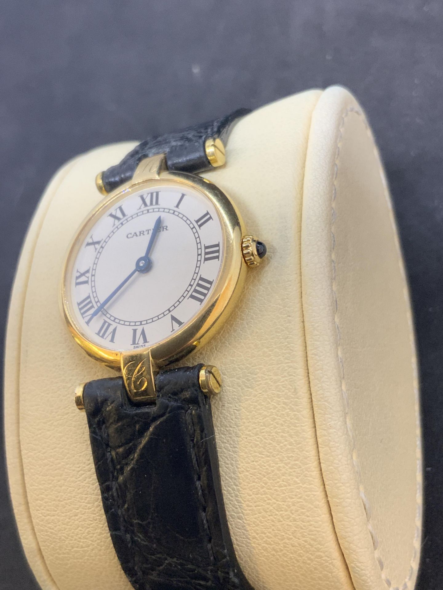 18ct GOLD CARTIER LADIES WATCH WITH 18ct GOLD BUCKLE - 24mm - Image 3 of 8