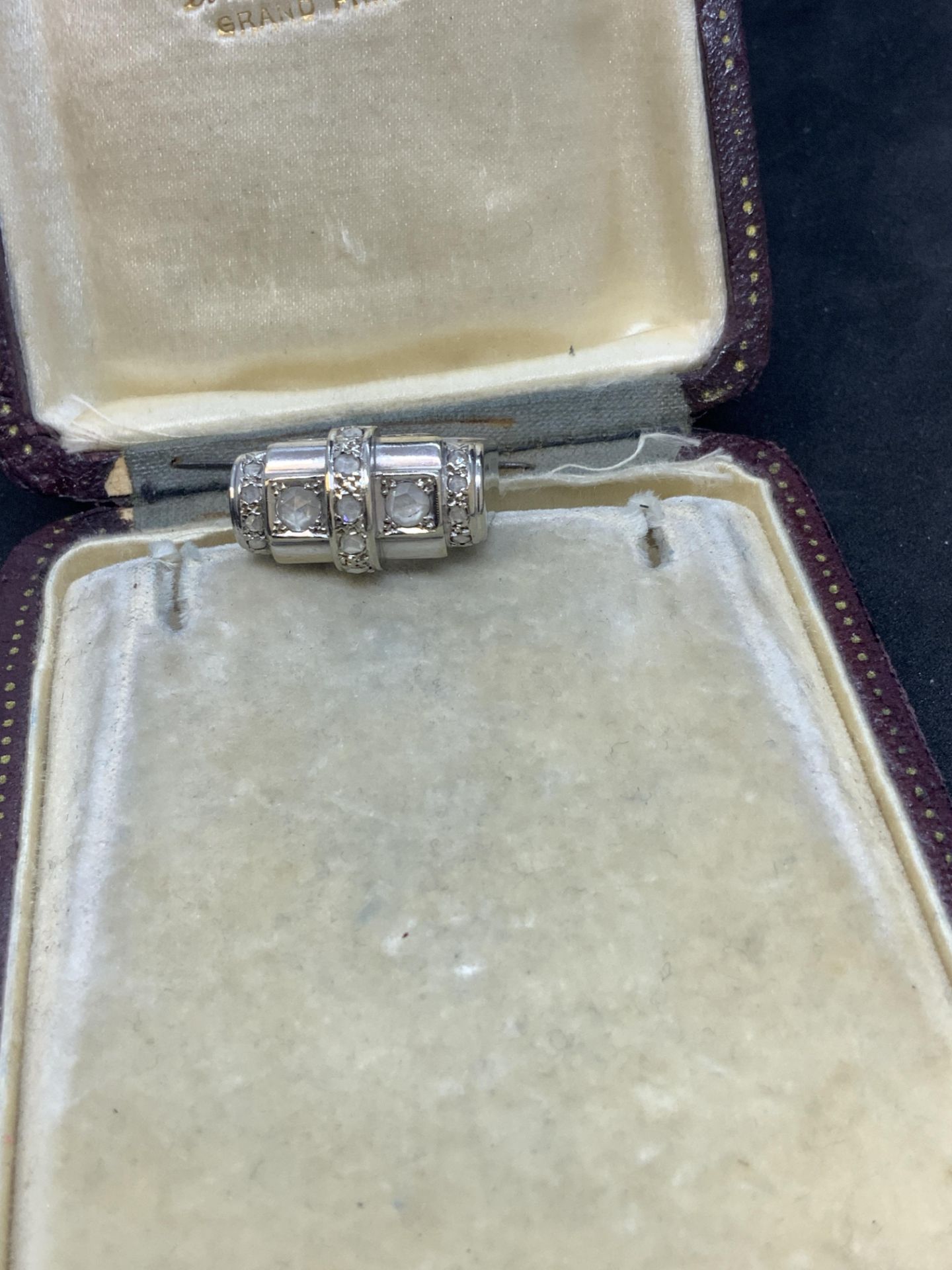 ANTIQUE DIAMOND SET RING - 7.5 GRAMS - Image 7 of 7