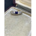 ANTIQUE 18ct GOLD 5 STONE 0.30ct BLUE SAPPHIRE & 0.80ct DIAMOND RING