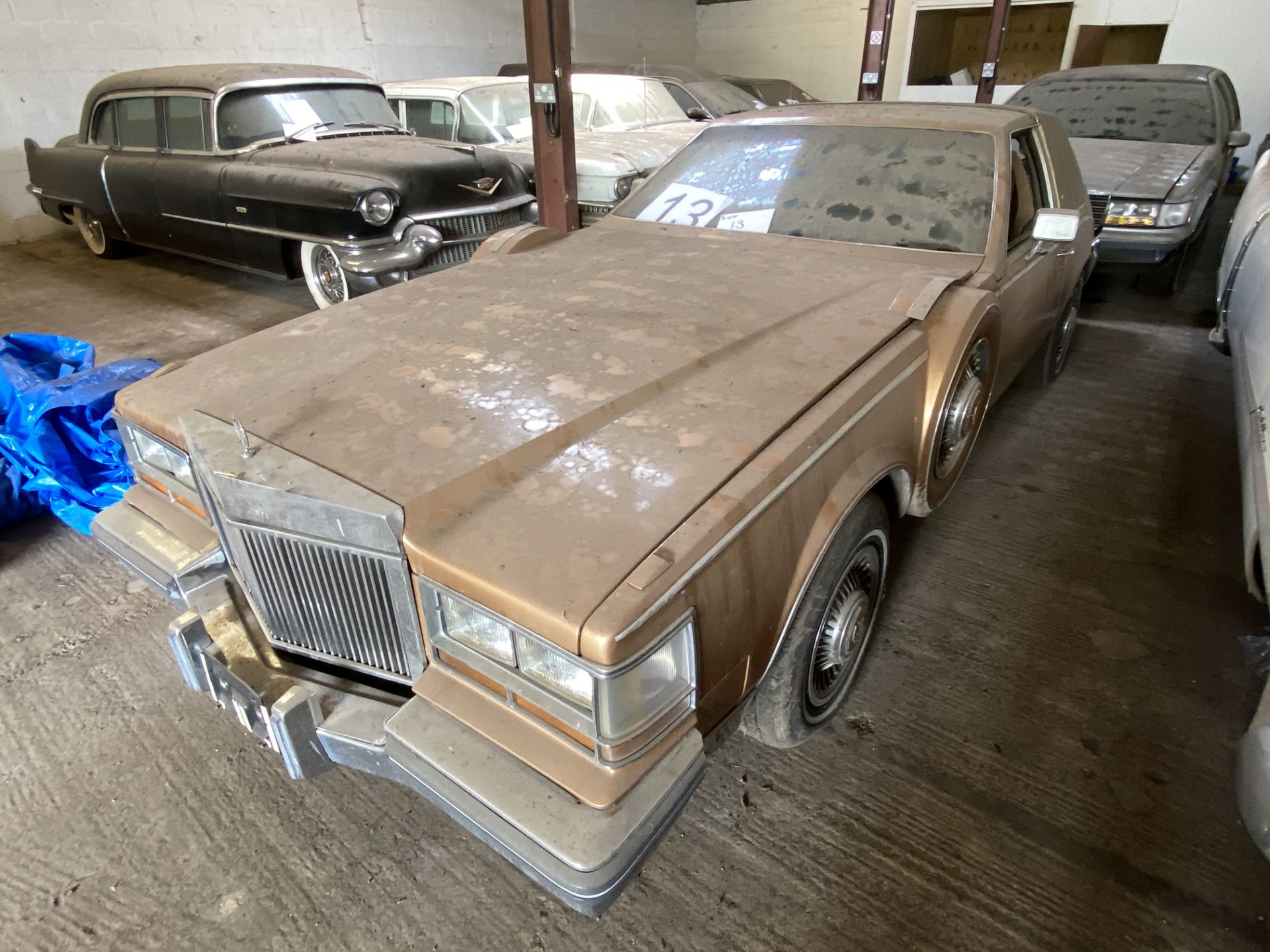 APP 1982 CADILLAC SEVILLE 2 DOOR CONVERTIBLE CONVERSION IN GOLD + KEYS - UK REGISTERED - REG: 14 CAD - Image 5 of 9