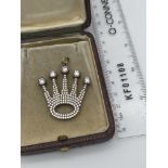 SILVER STONE SET CROWN PENDANT