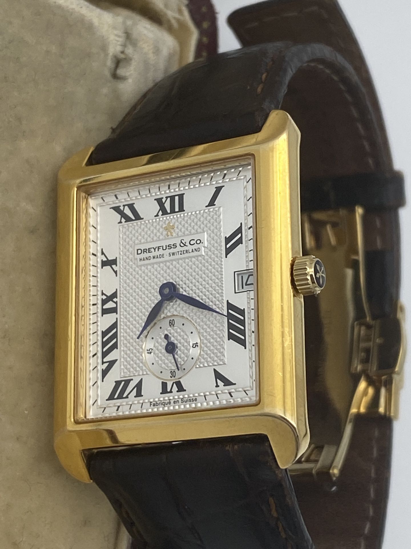 18ct GOLD DREYFUSS & CO GENTS WATCH